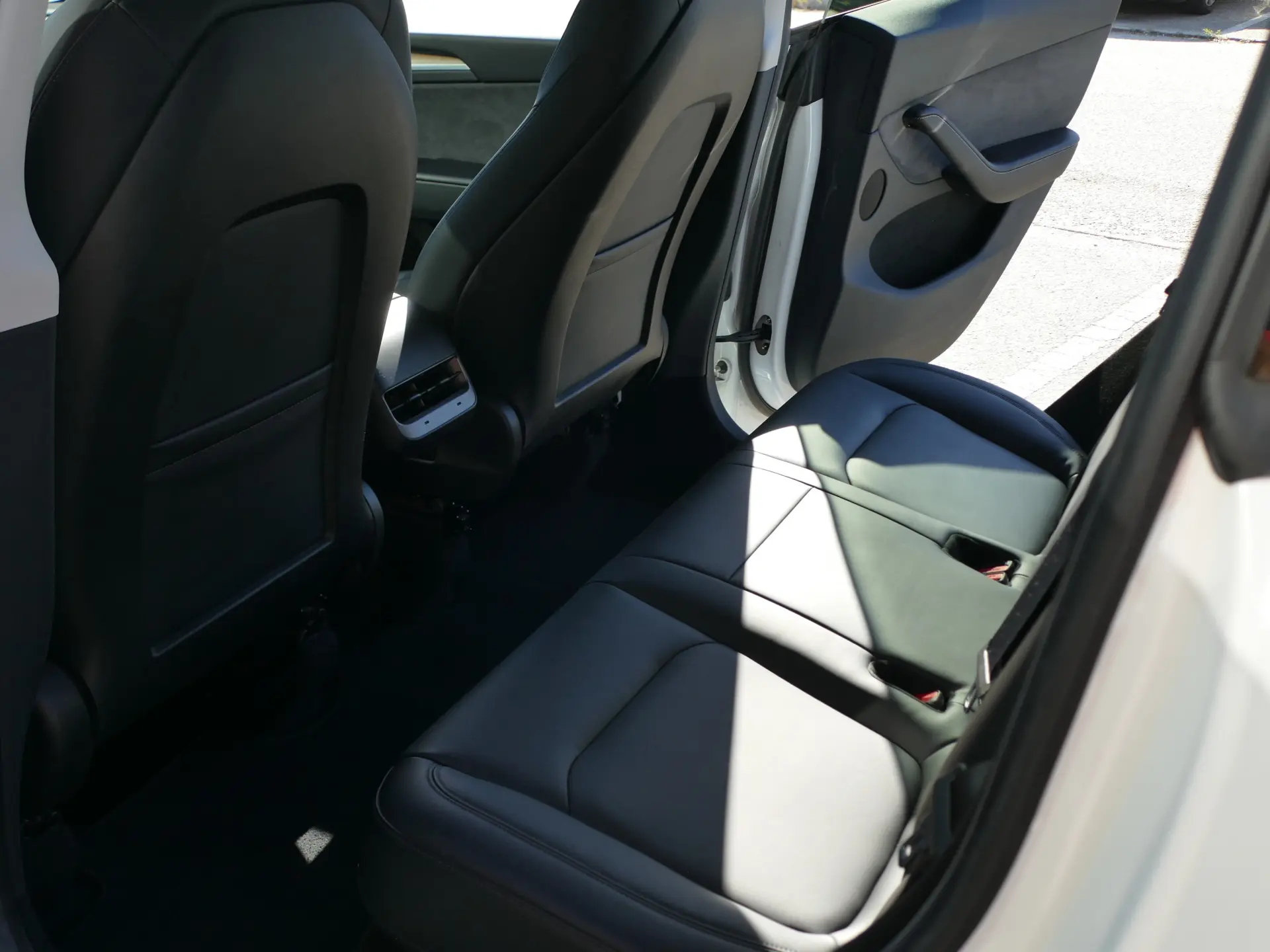 Tesla Model Y Tração Traseira 29