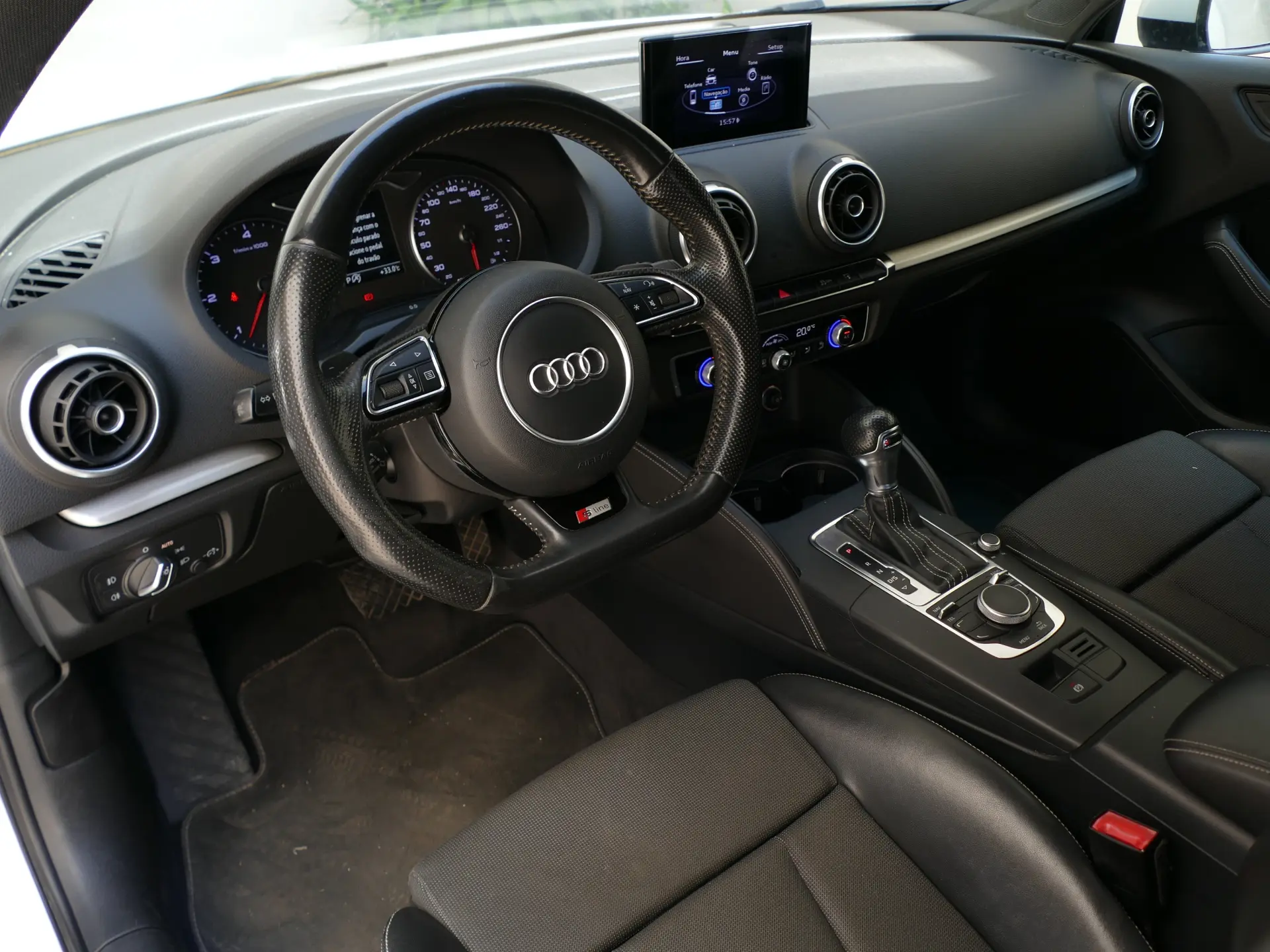 Audi A3 Limousine 1.6 TDI S-line S tronic 25