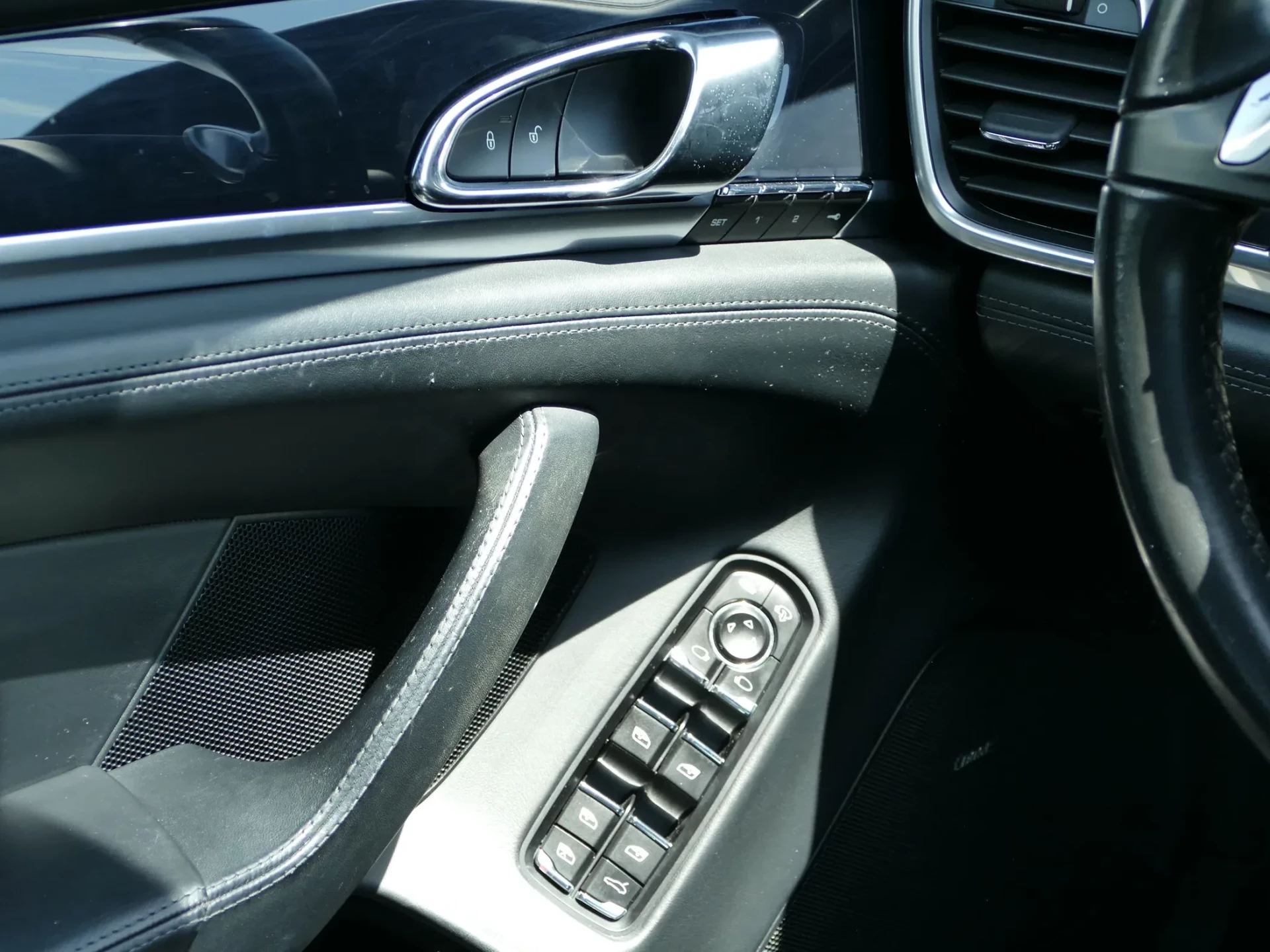 Porsche Panamera S e-Hybrid 16