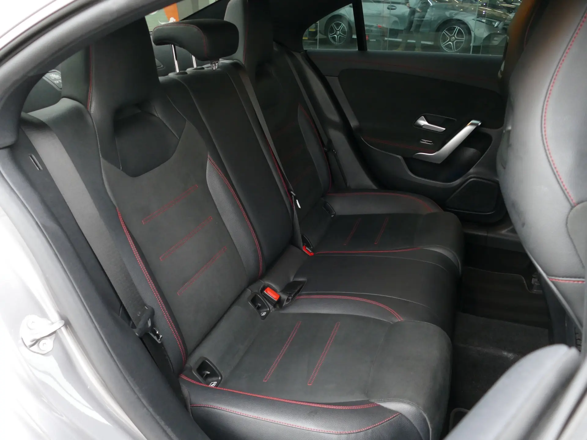 Mercedes-Benz CLA 250 e AMG Line 29