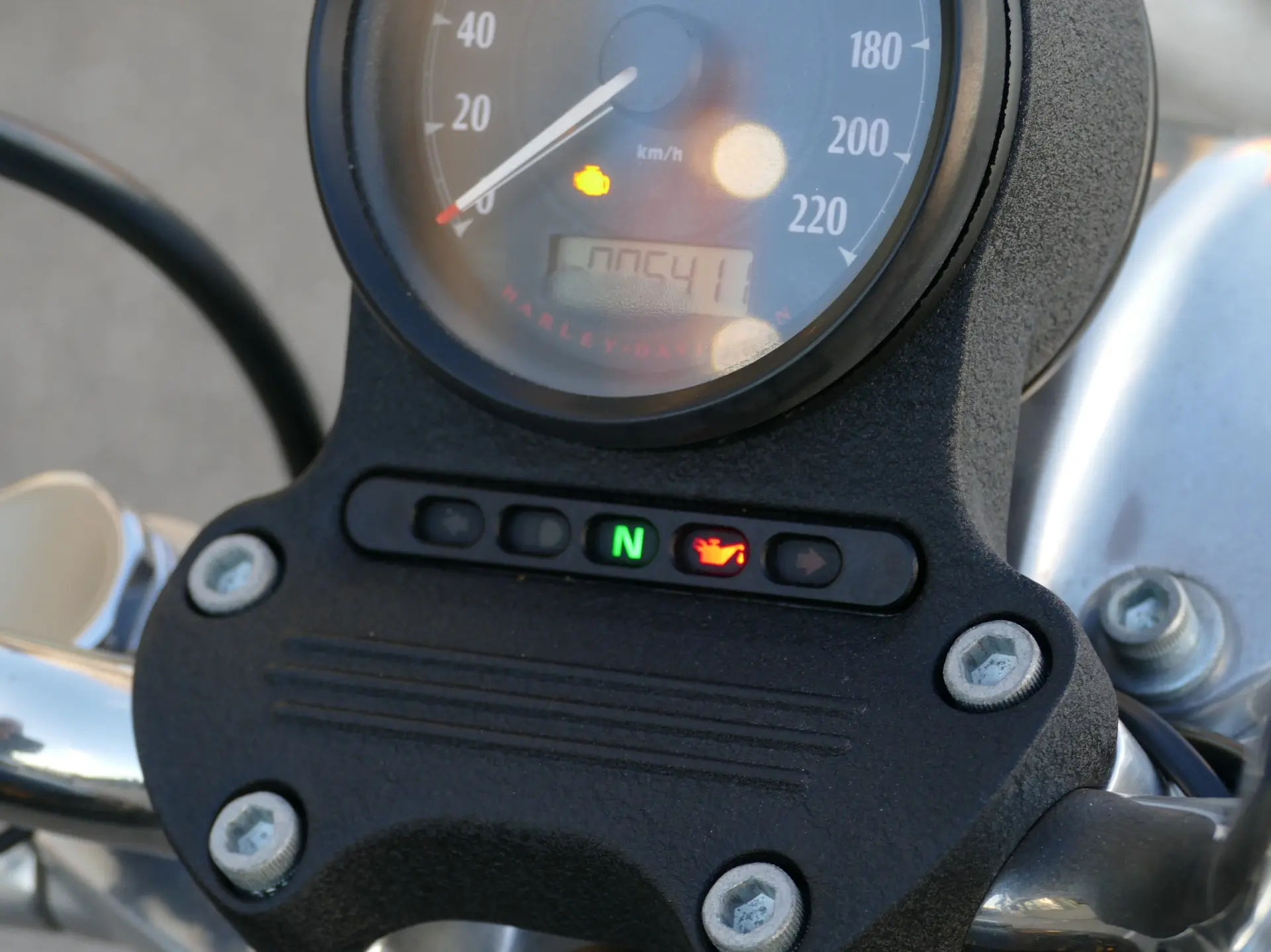 Harley-Davidson 883 L SUPERLOW 22