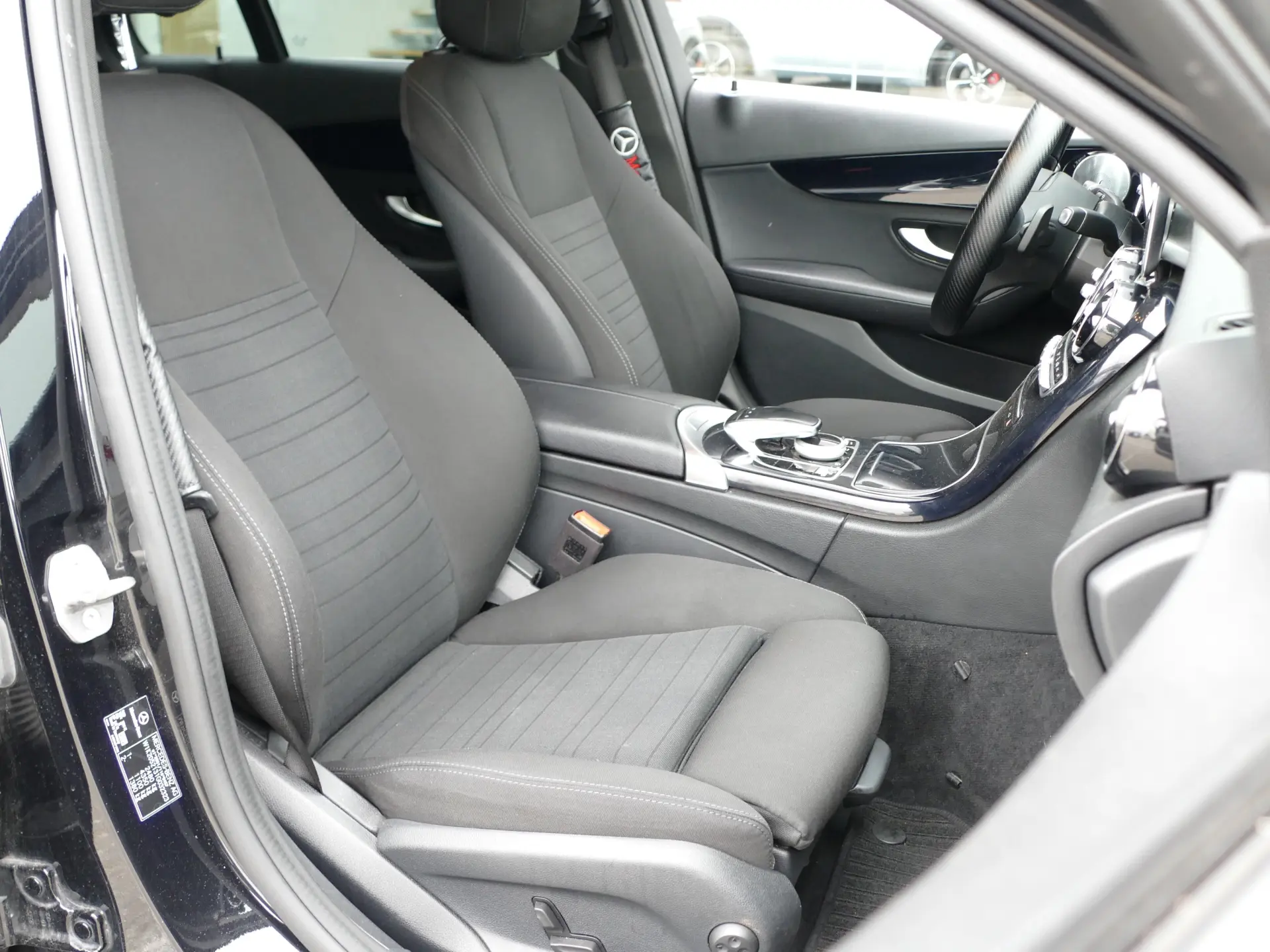 Mercedes-Benz C 300 de Avantgarde 26