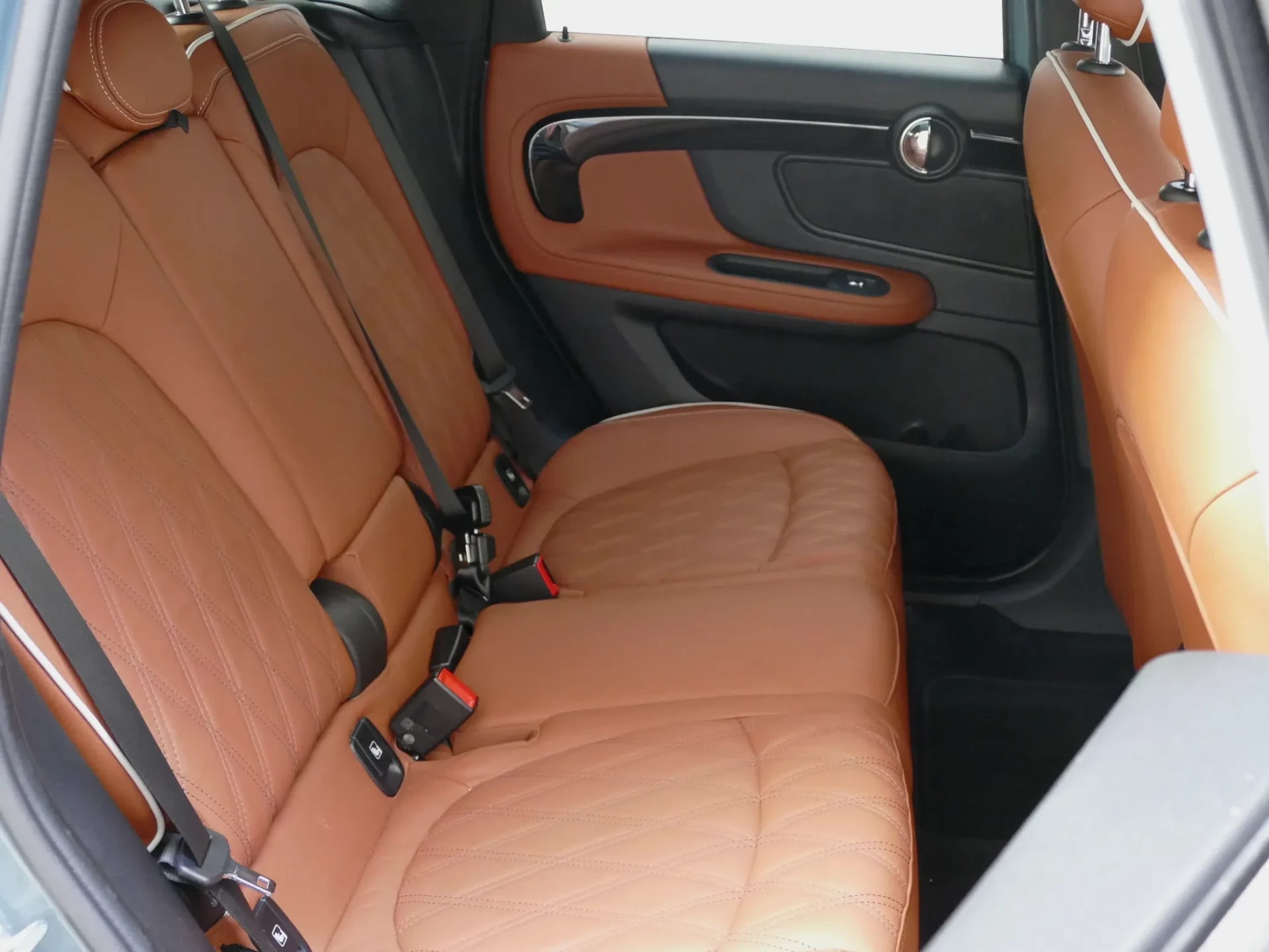 MINI Countryman Cooper SE ALL4 Classic Auto 34