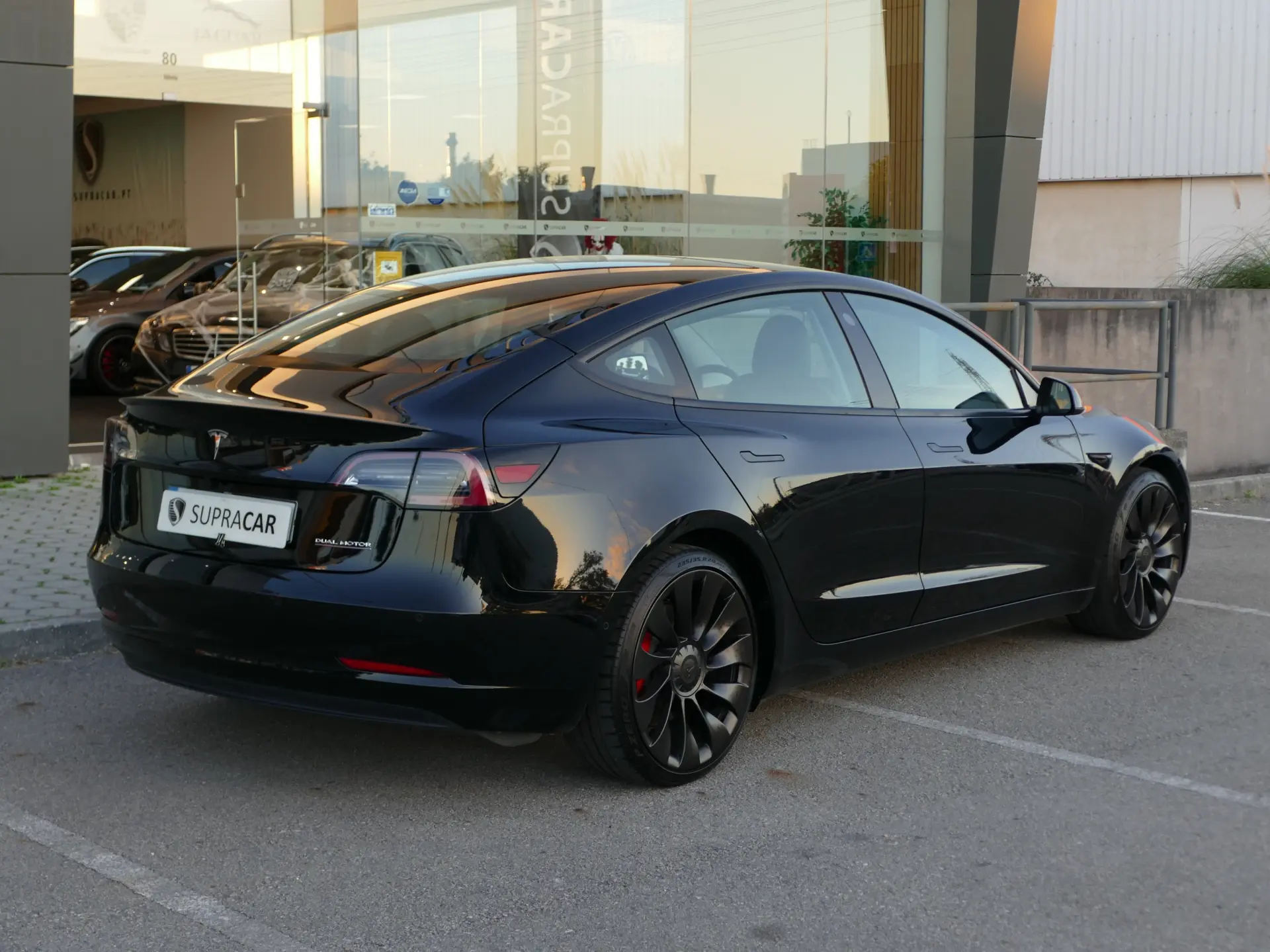 Tesla Model 3 Performance Dual Motor AWD 4