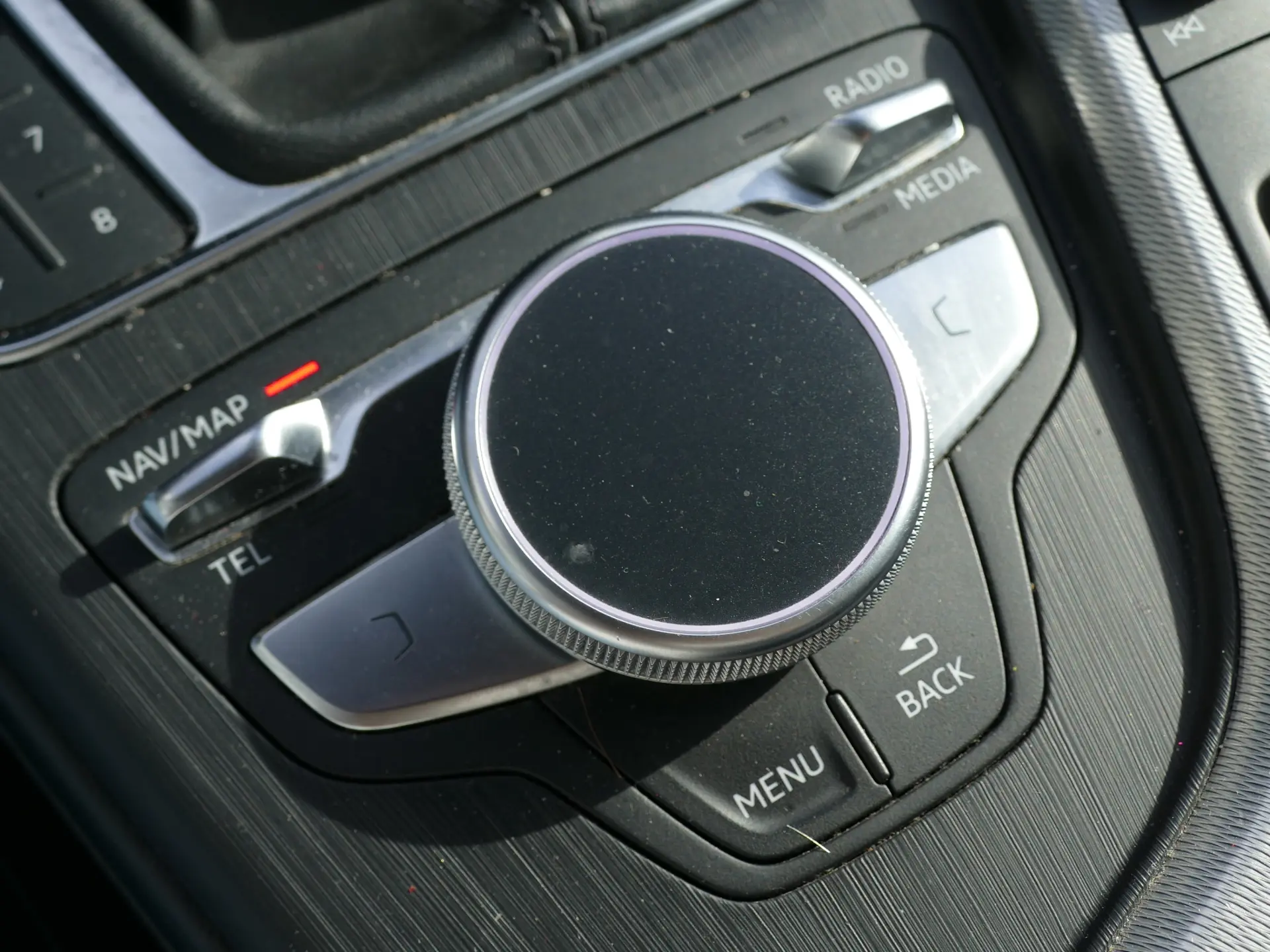Audi A4 Avant 2.0 TDI Advance 26