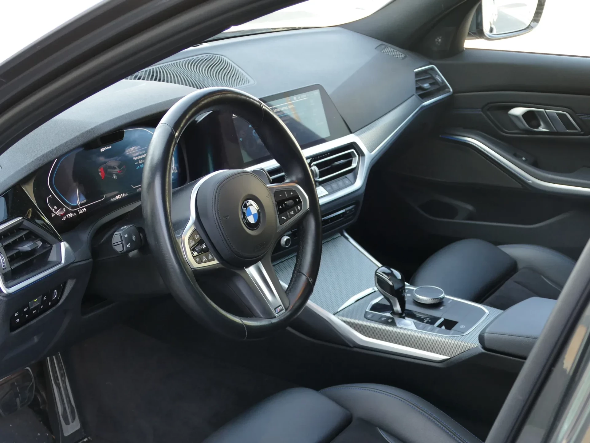 BMW 330 e Touring Pack M Auto 22