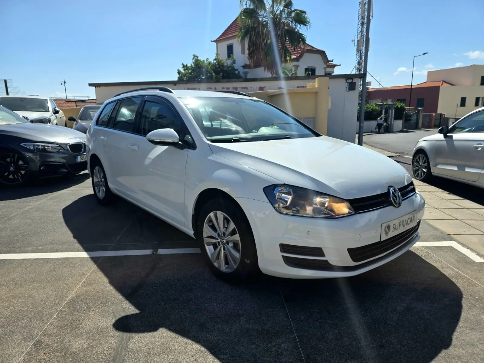 Volkswagen Golf 1.6 TDi Confortline 3