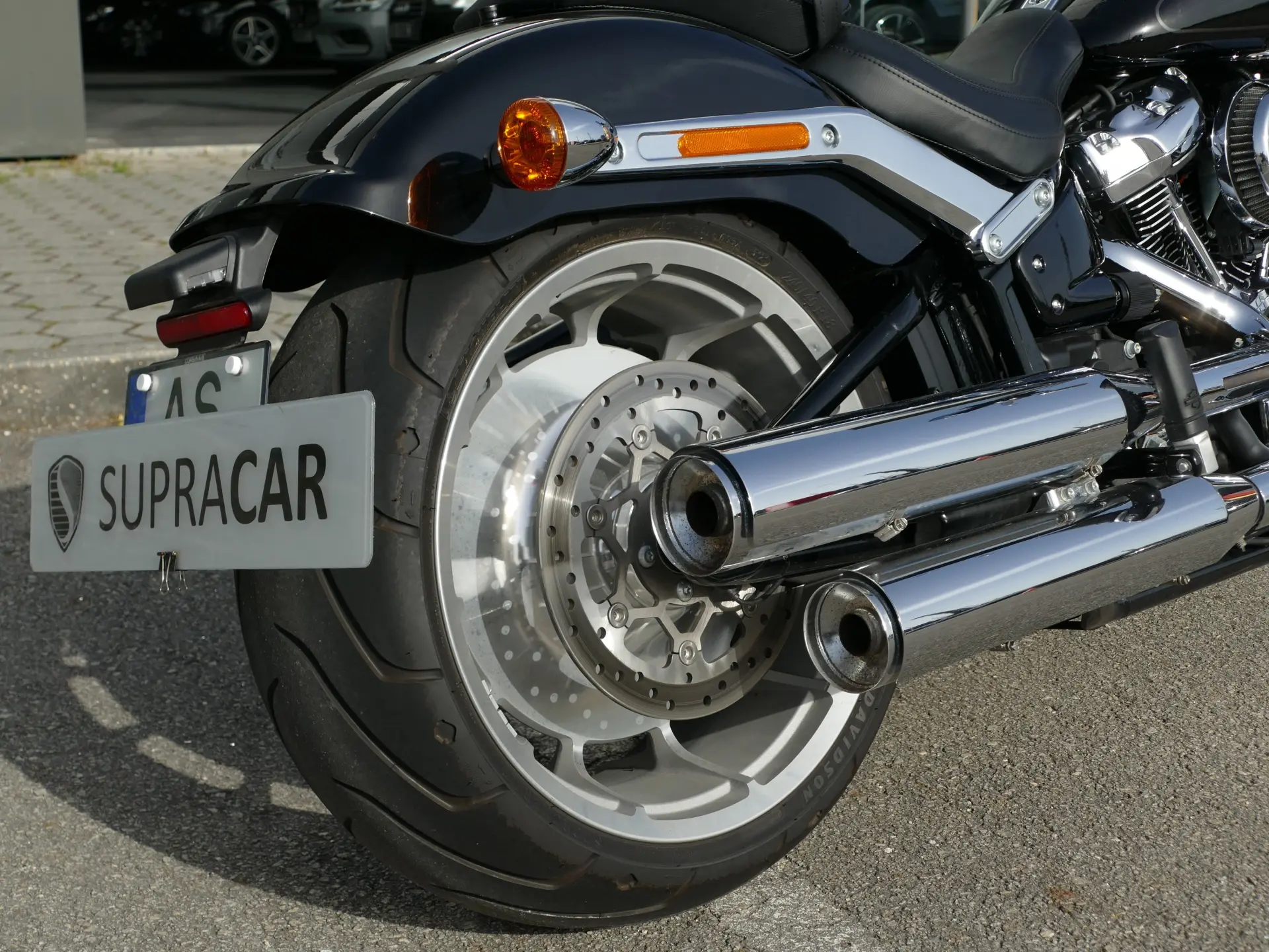 Harley-Davidson Fat Boy 114 17