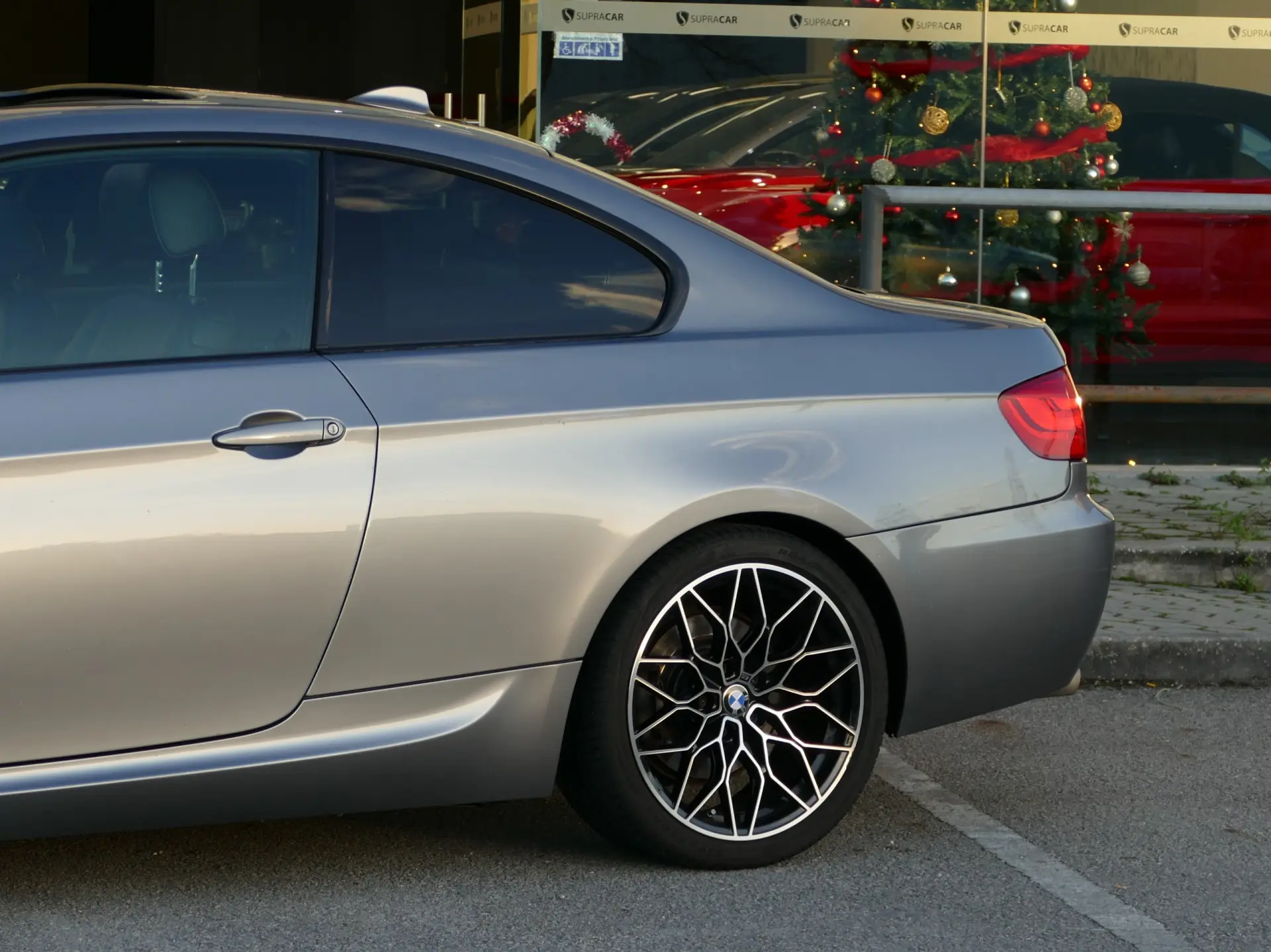 BMW 320 d Coupe 13