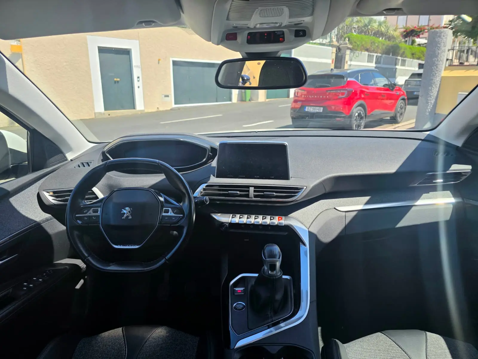 Peugeot 3008 1.2 PureTech Allure 18