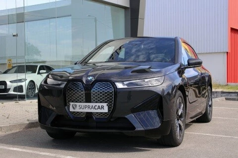 BMW iX xDrive 40 2