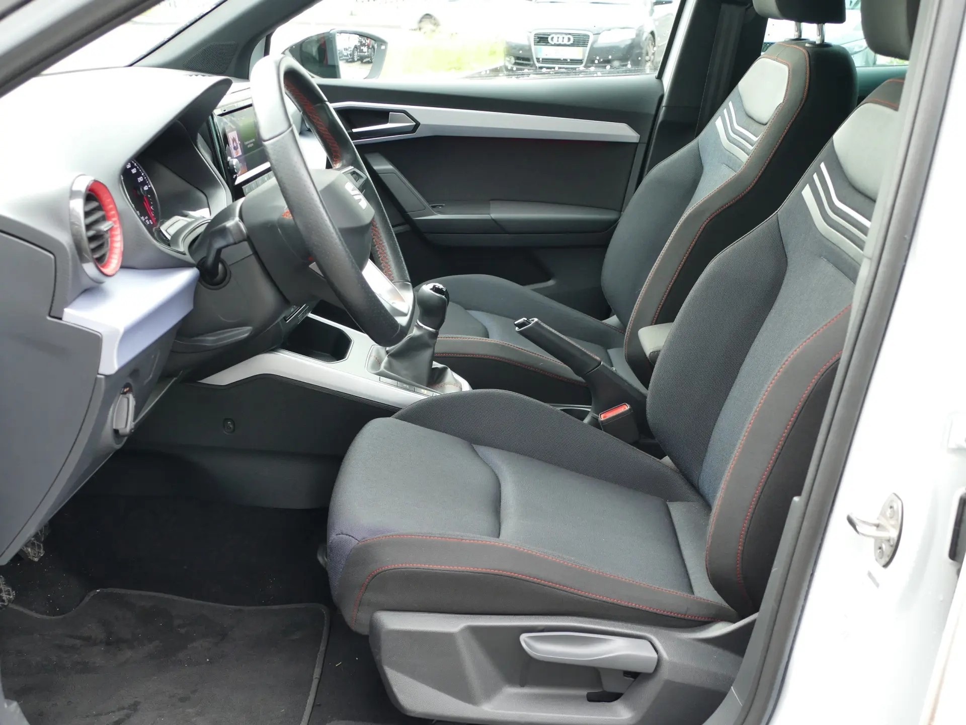 SEAT Arona 1.0 TSI FR 28