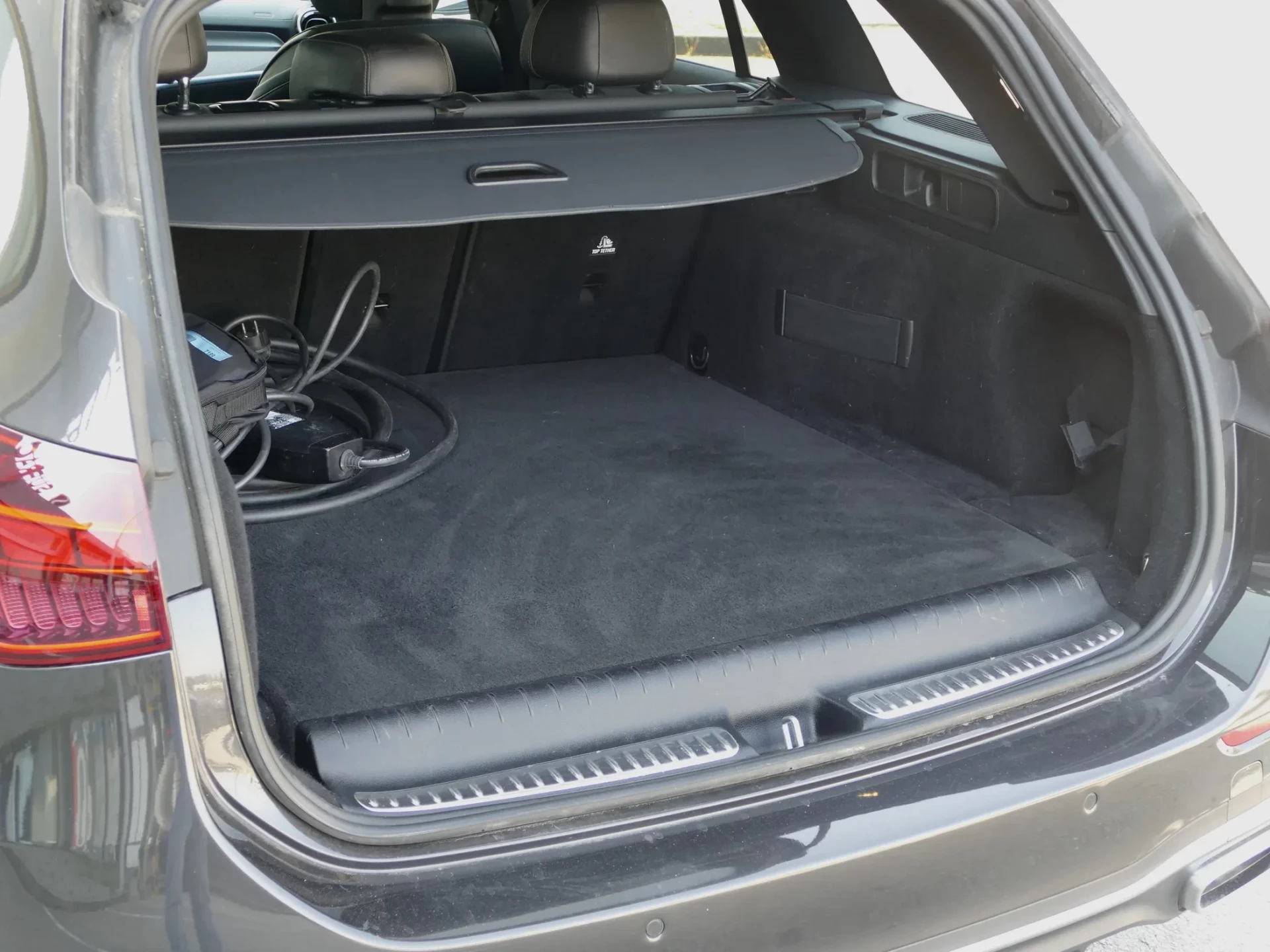 Mercedes-Benz C 300 e AMG Line 5