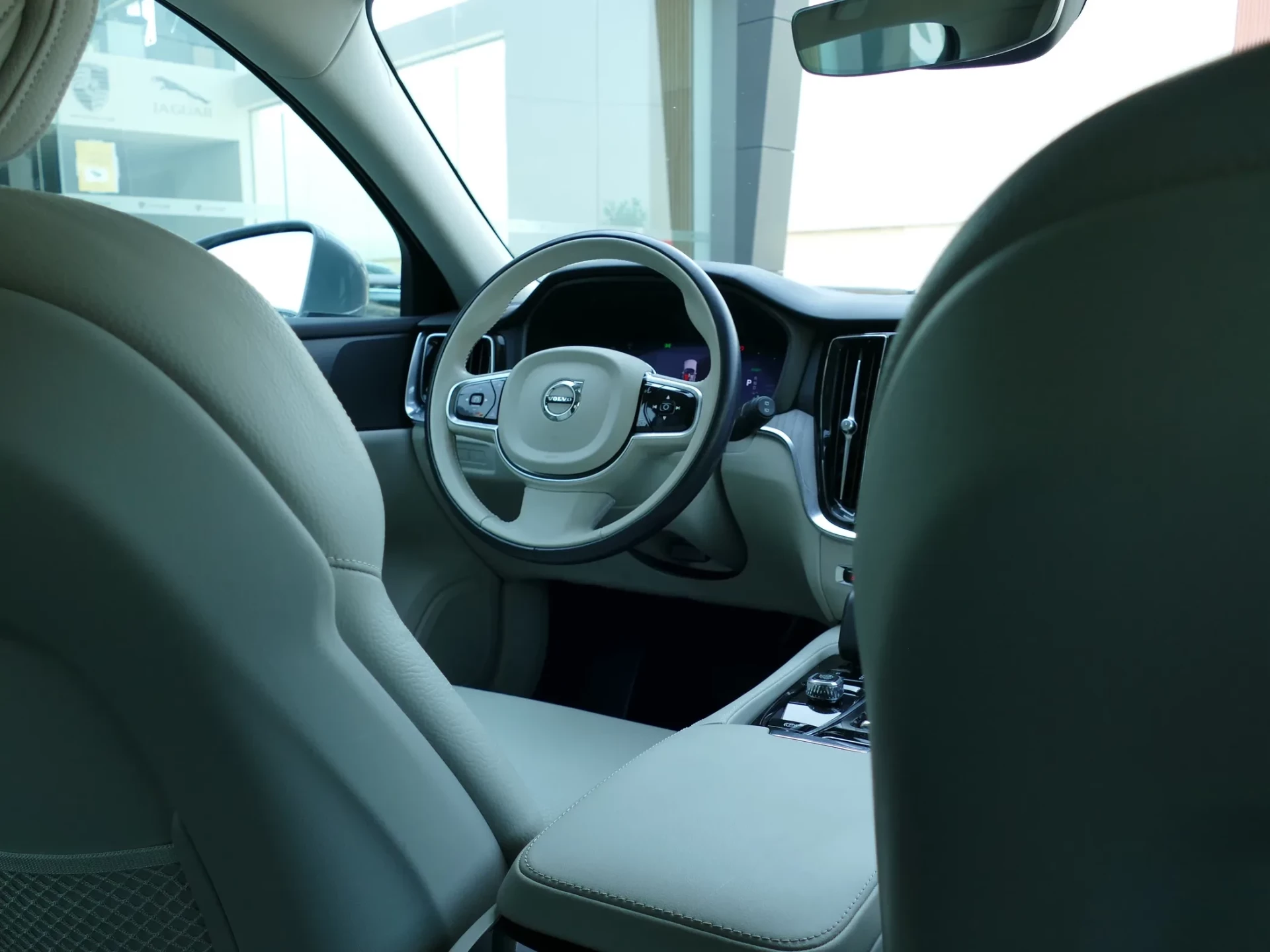 Volvo V60 2.0 T6 AWD TE Core 34