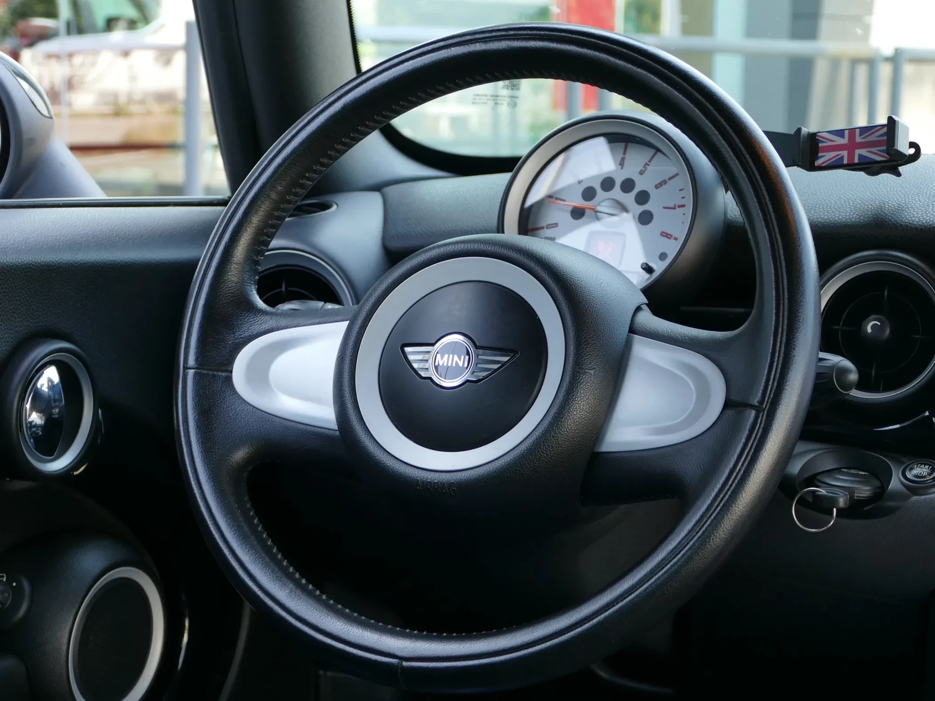 MINI 3 Portas Cooper 25