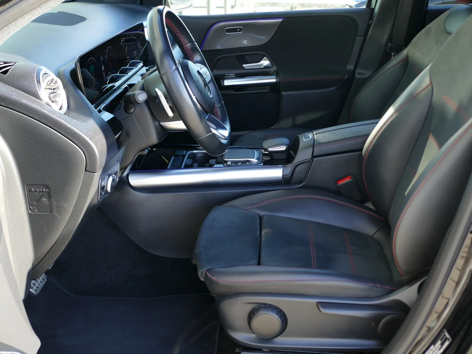 Mercedes-Benz B 250 e AMG Line 26