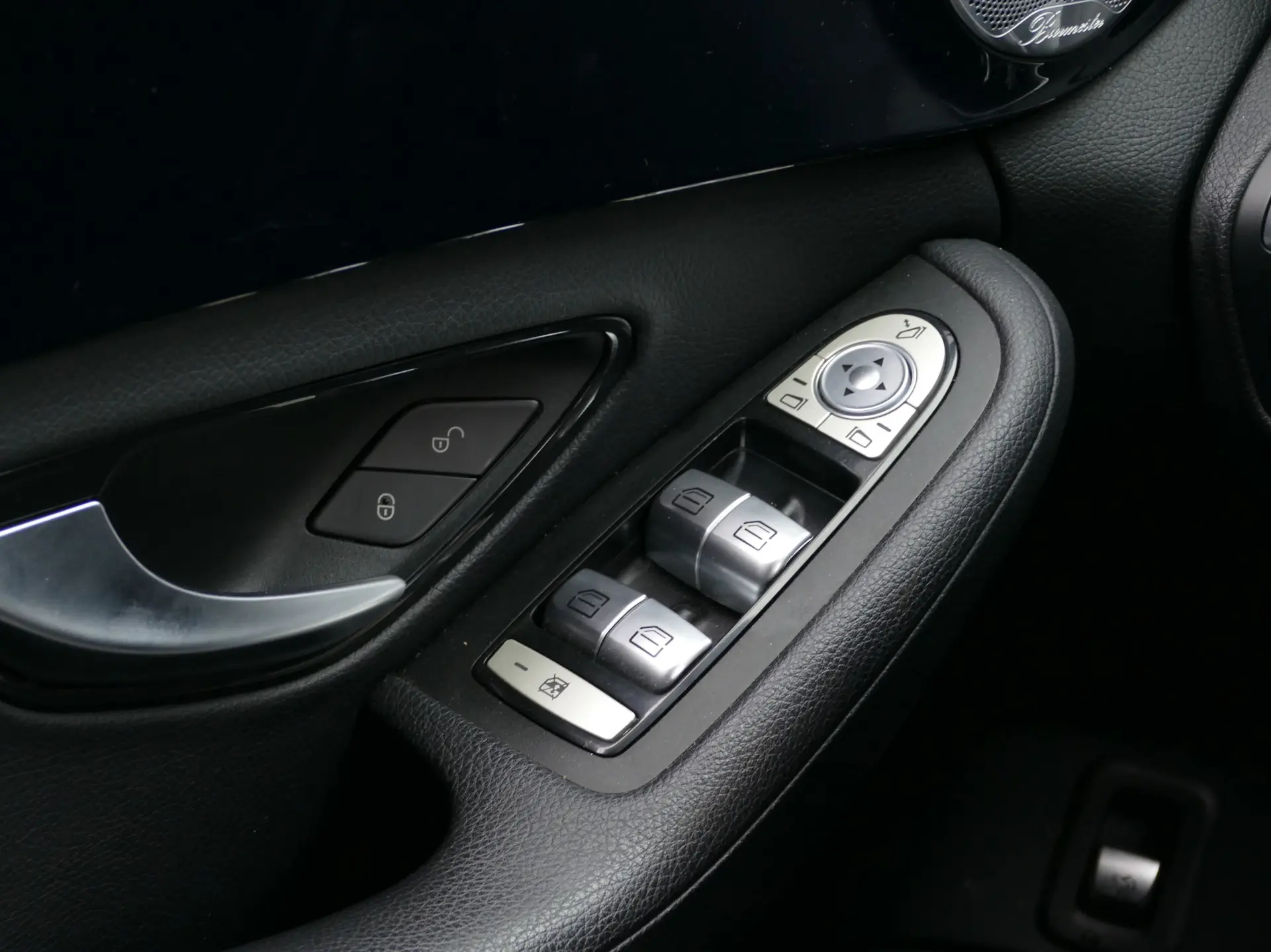 Mercedes-Benz C 300 de Avantgarde 33