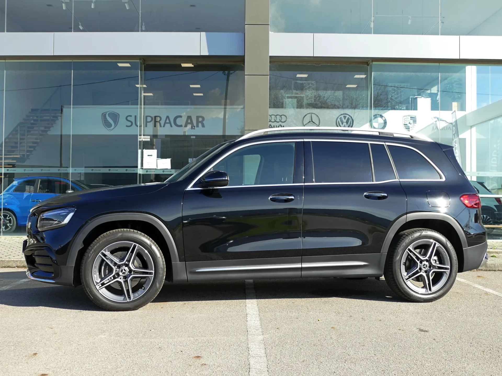 Mercedes-Benz GLB 180 d AMG Line 6