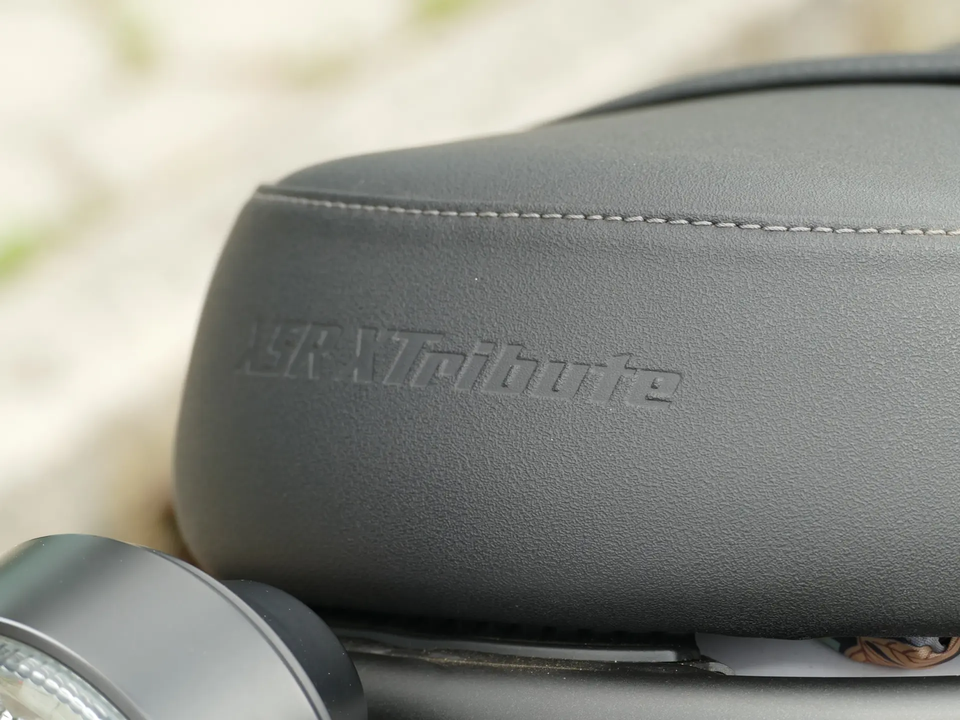 Yamaha XSR 700 Tribute 16