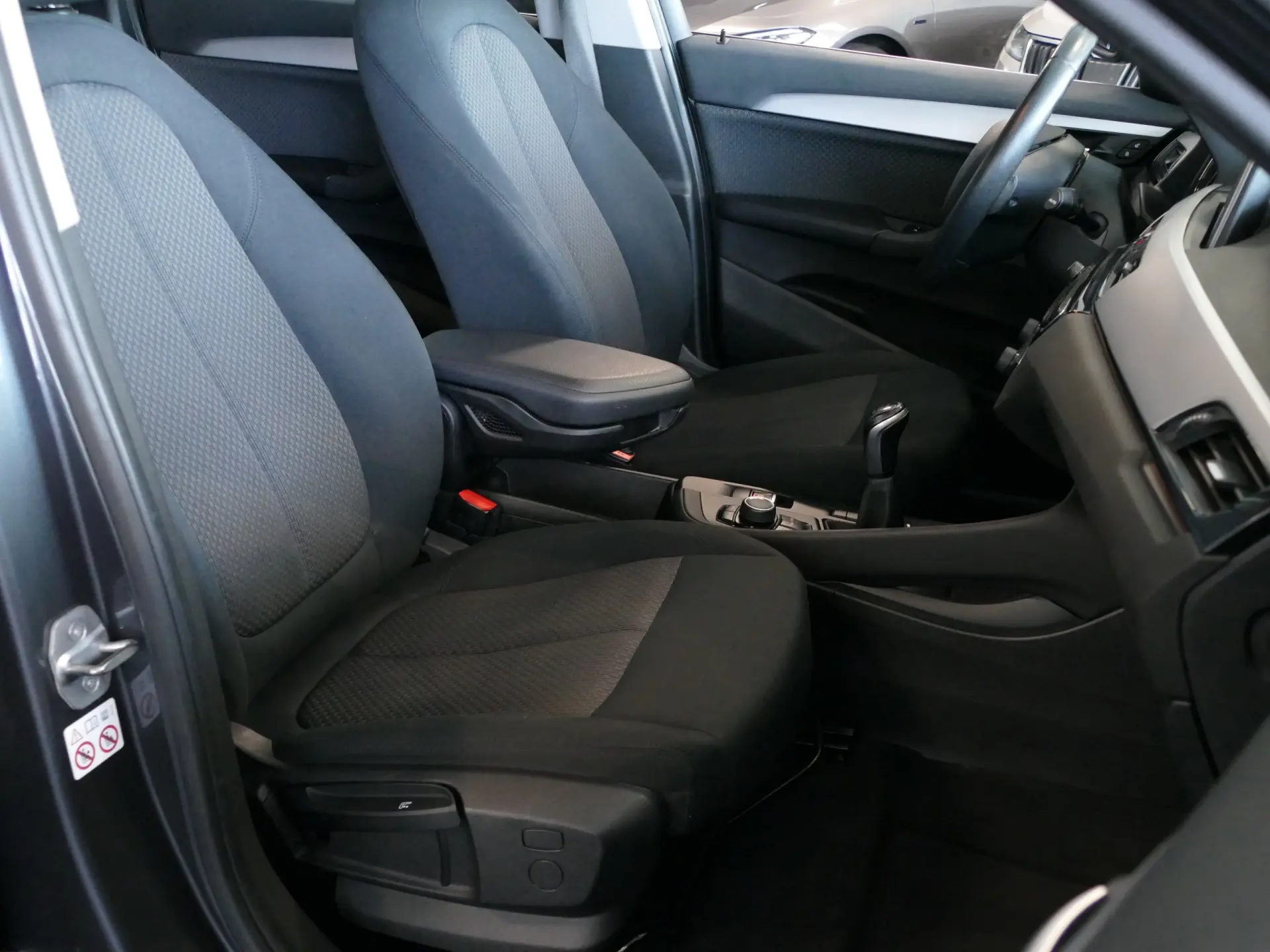 BMW X1 16 d sDrive 27