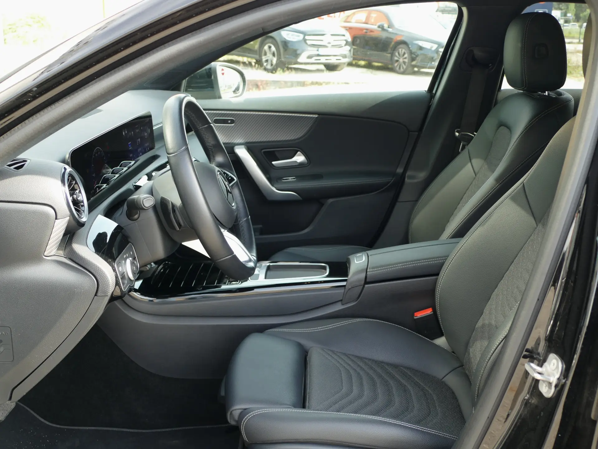 Mercedes-Benz A 250 e Progressive 23