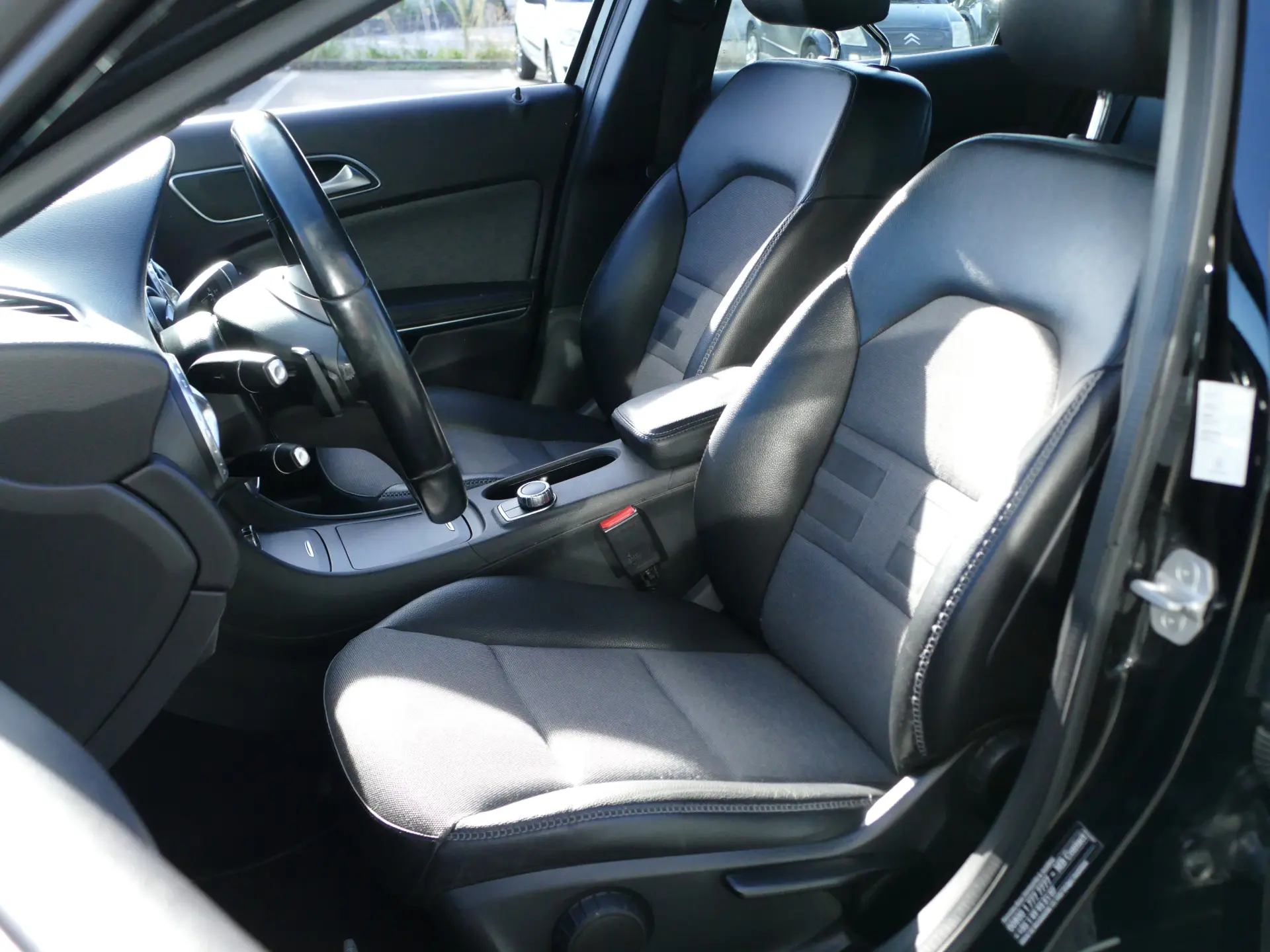 Mercedes-Benz GLA 180 d Style Aut. 25