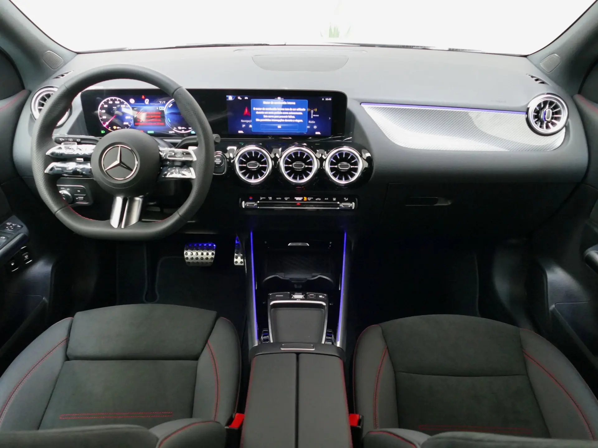 Mercedes-Benz GLA 250 e AMG Line 36