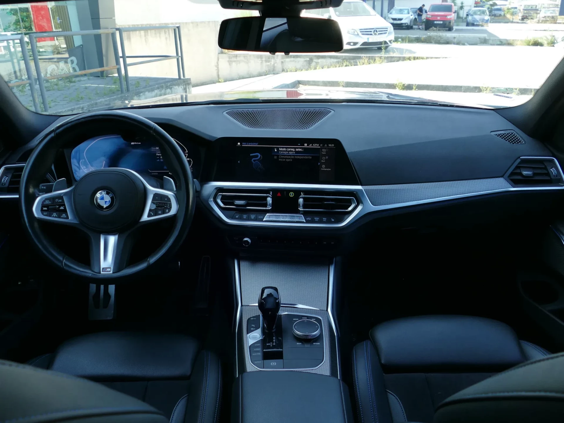 BMW 330 e Touring Pack M Auto 38