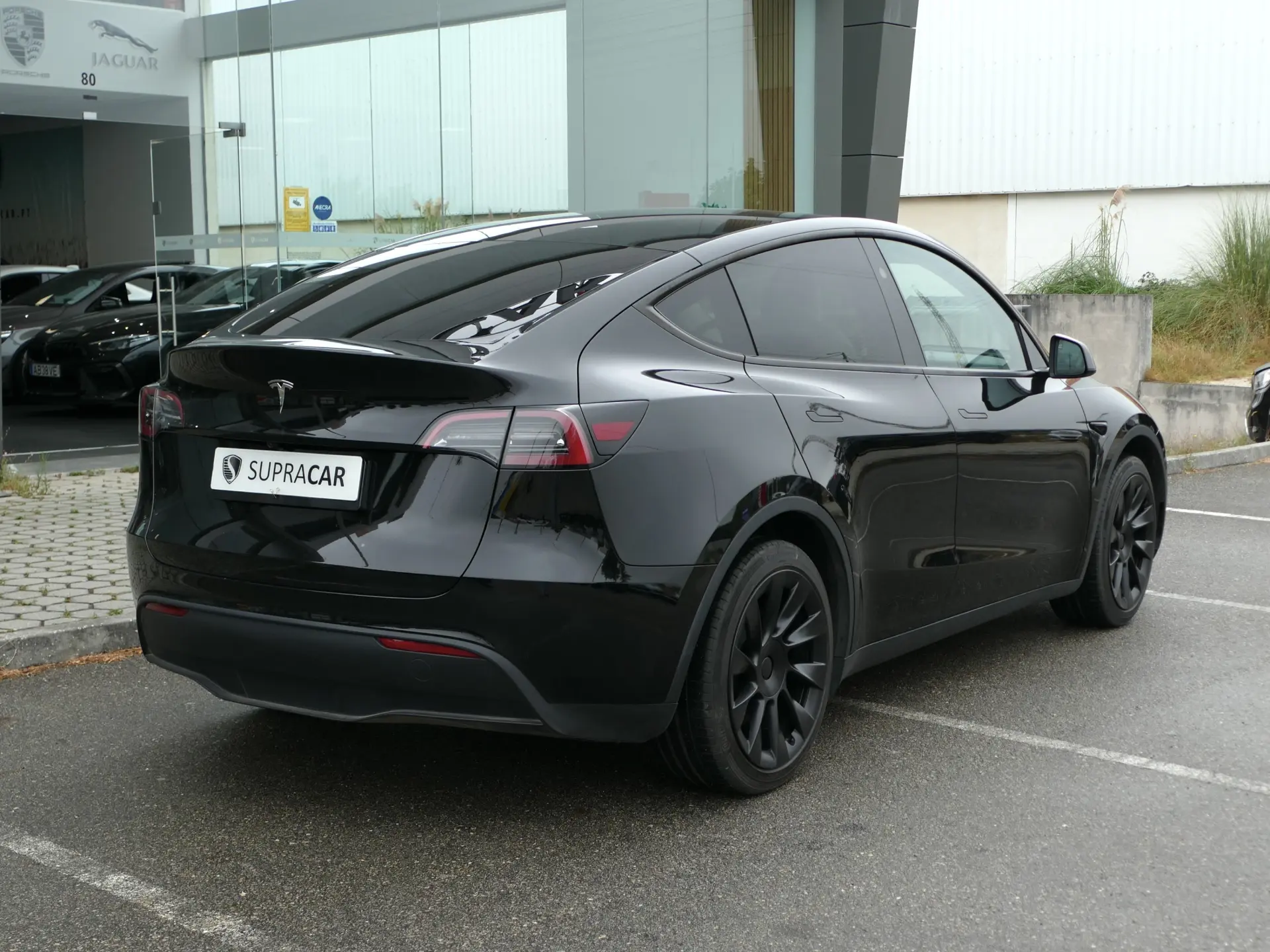 Tesla Model Y Tração Traseira 4