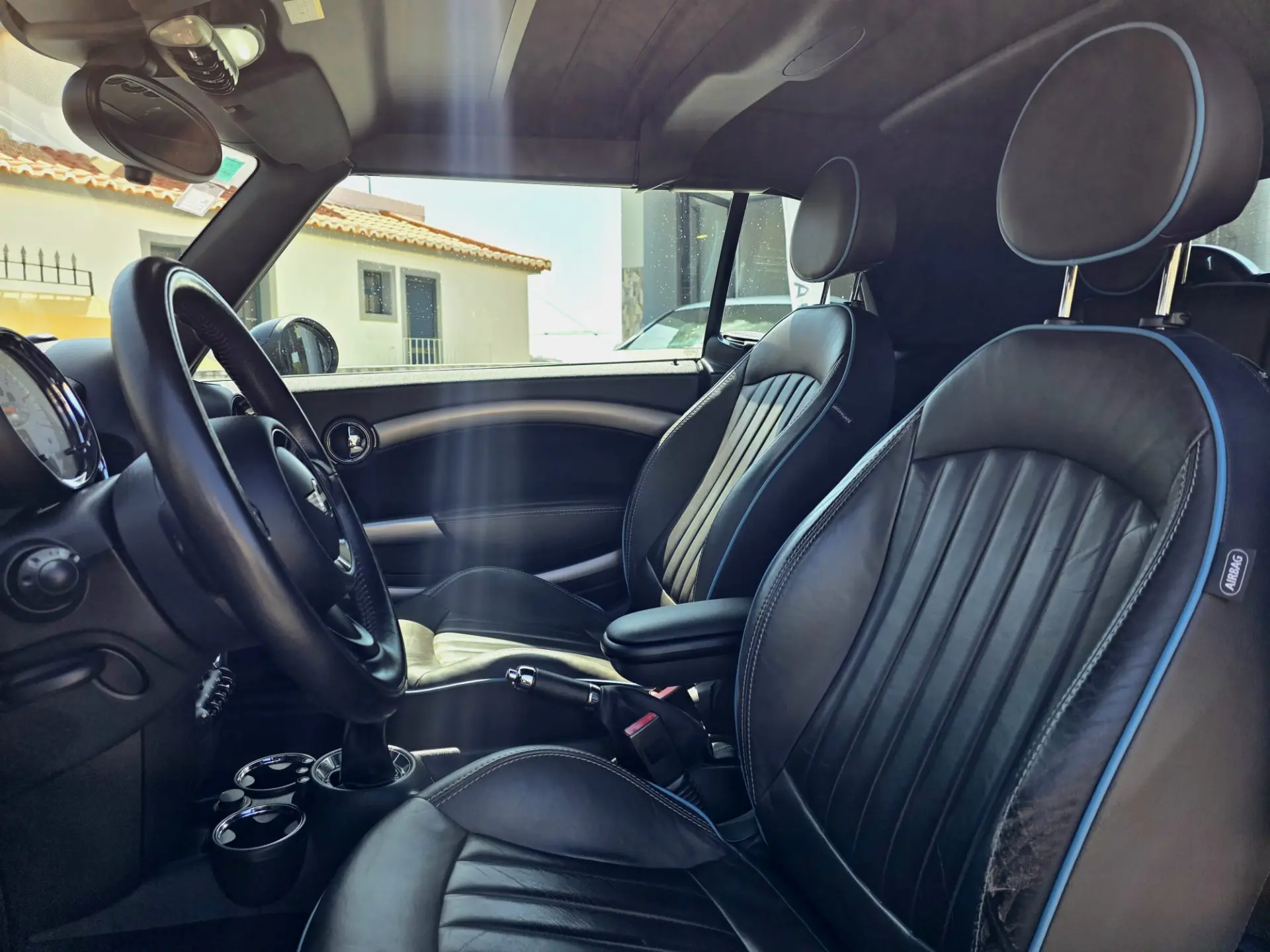 MINI Cabrio Cooper D 11