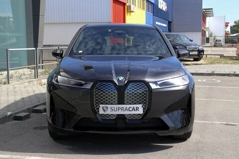BMW iX xDrive 40 3