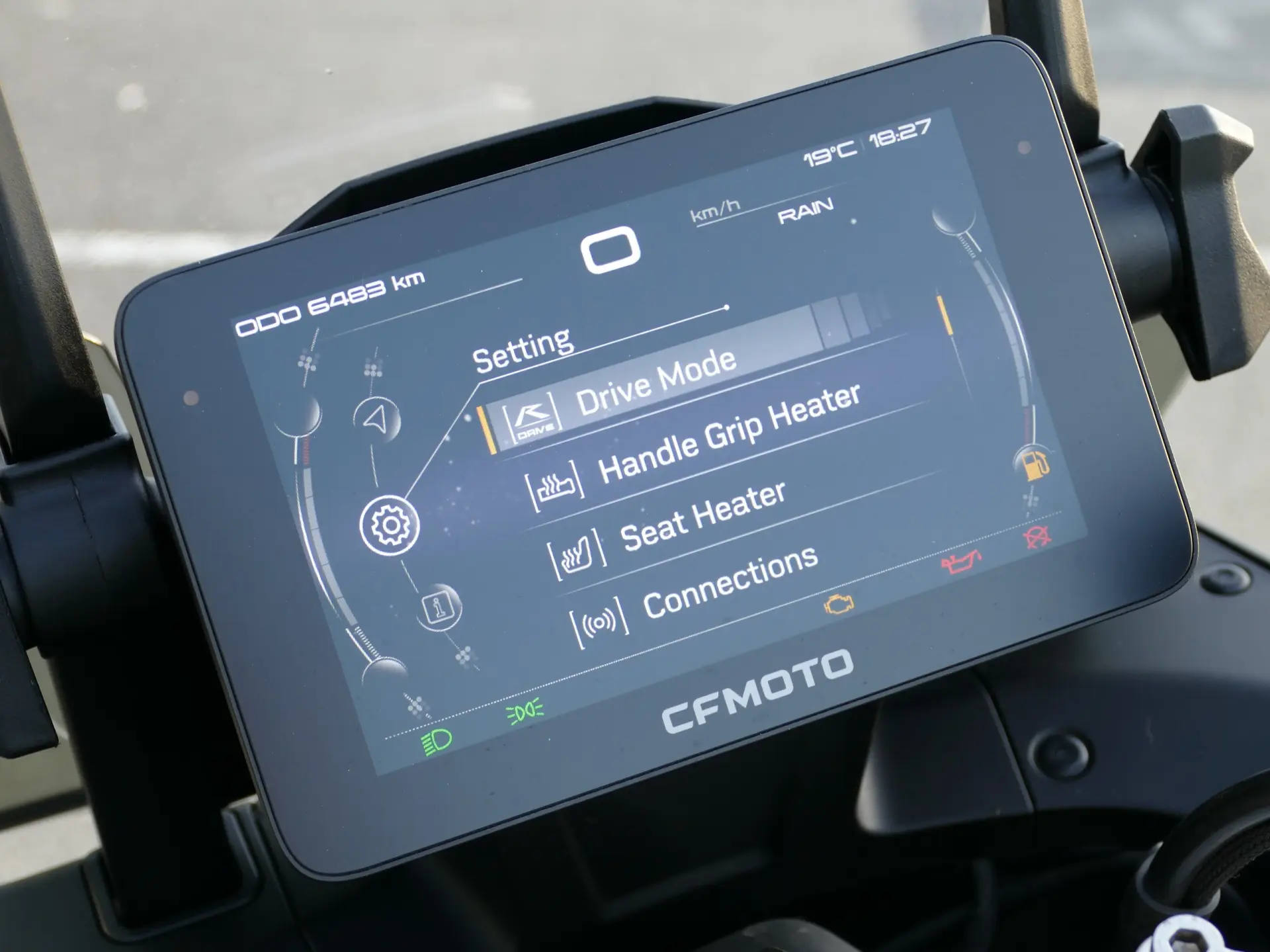 CF Moto 800MT Touring 11