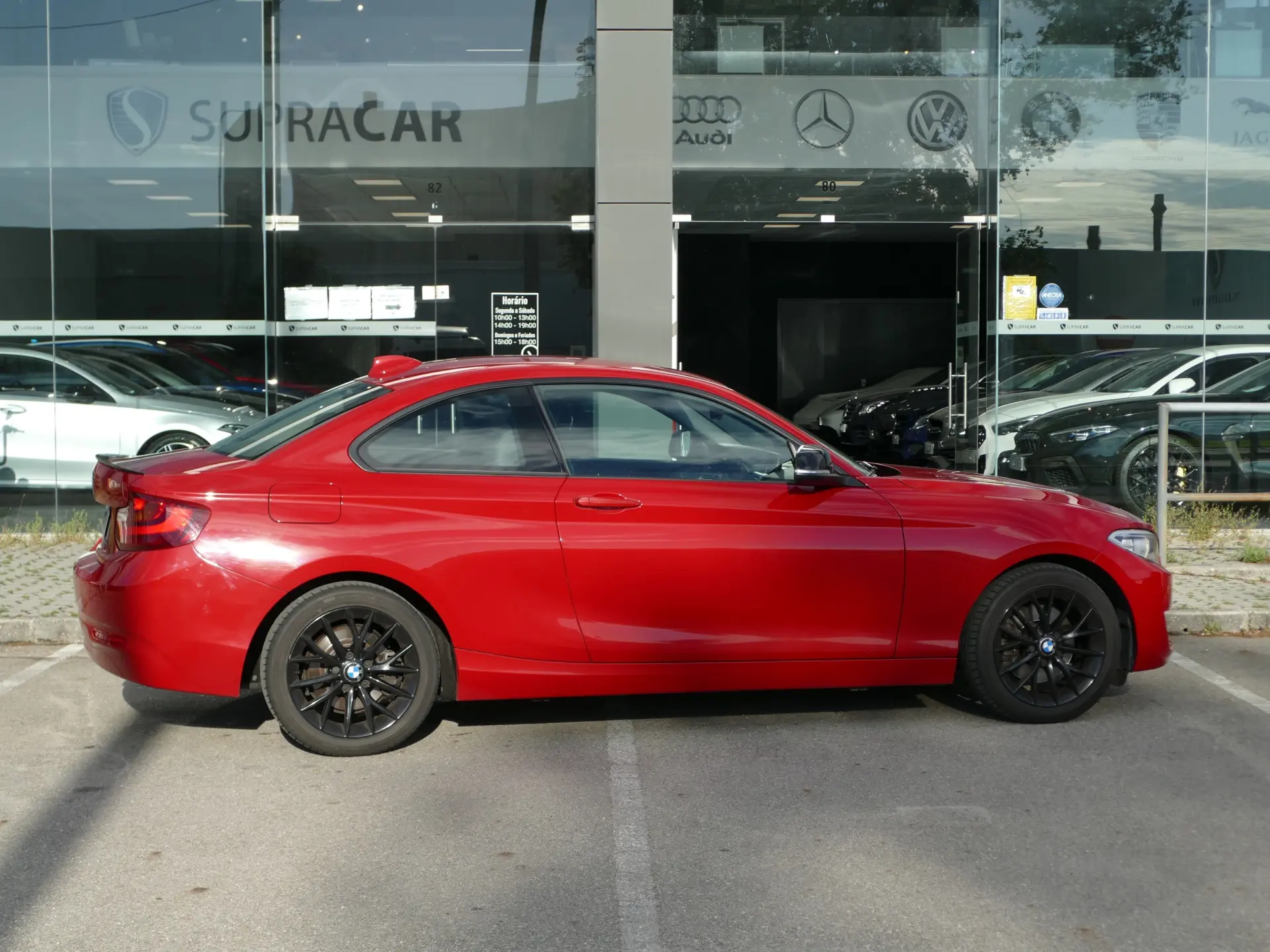 BMW 220 d Coupe Advantage Auto 36