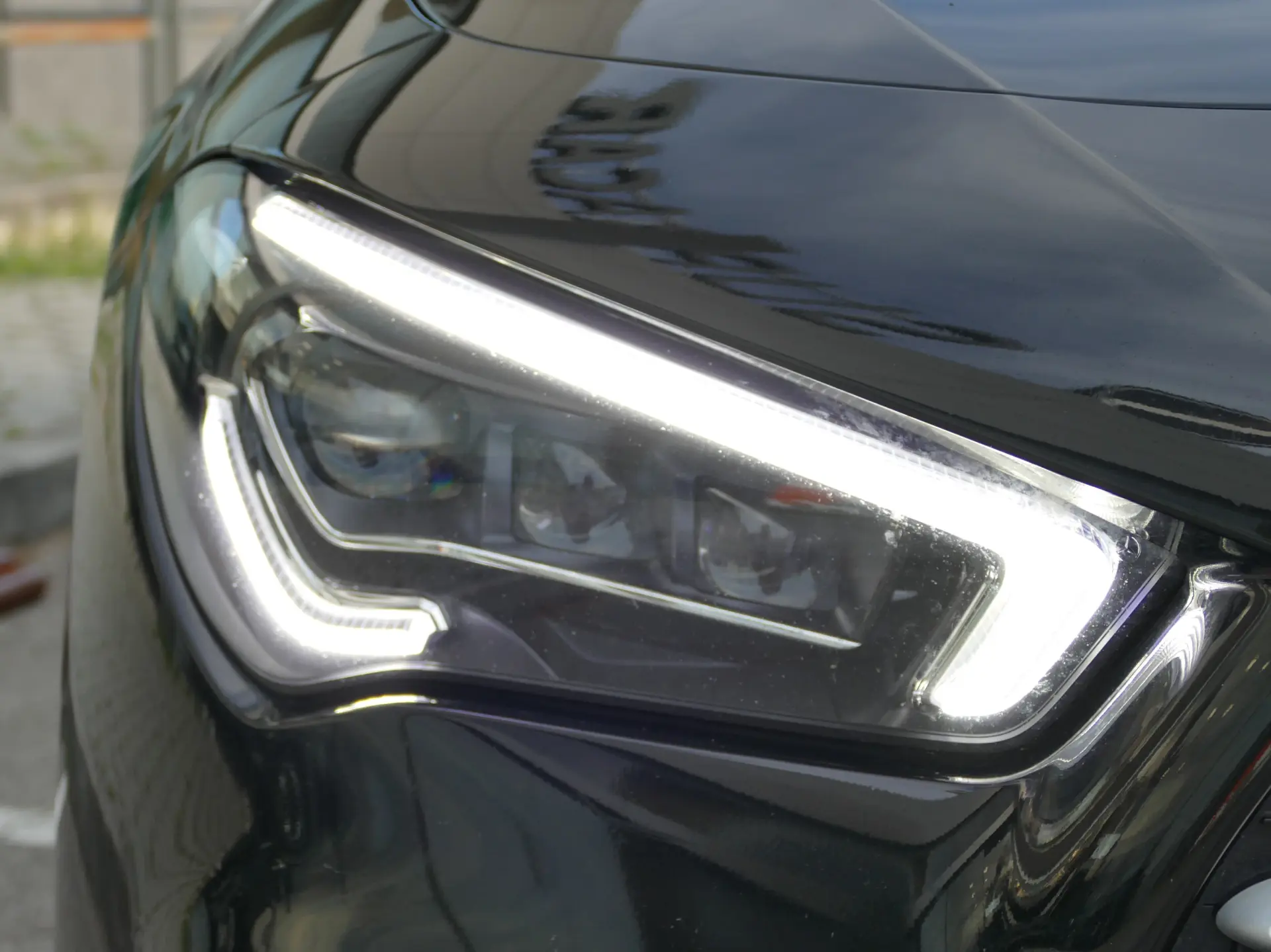 Mercedes-Benz CLA 250 e Shooting Brake AMG Line 8