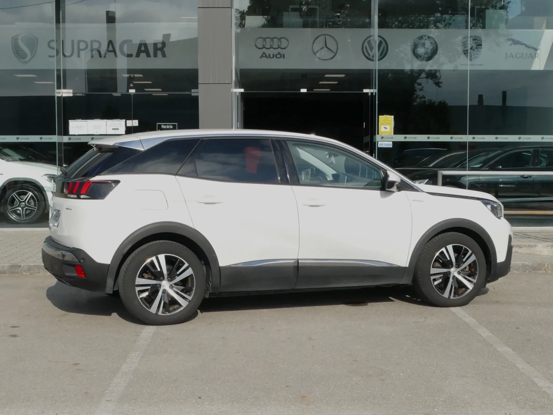 Peugeot 3008 1.6 Hybrid Allure e-EAT8 15