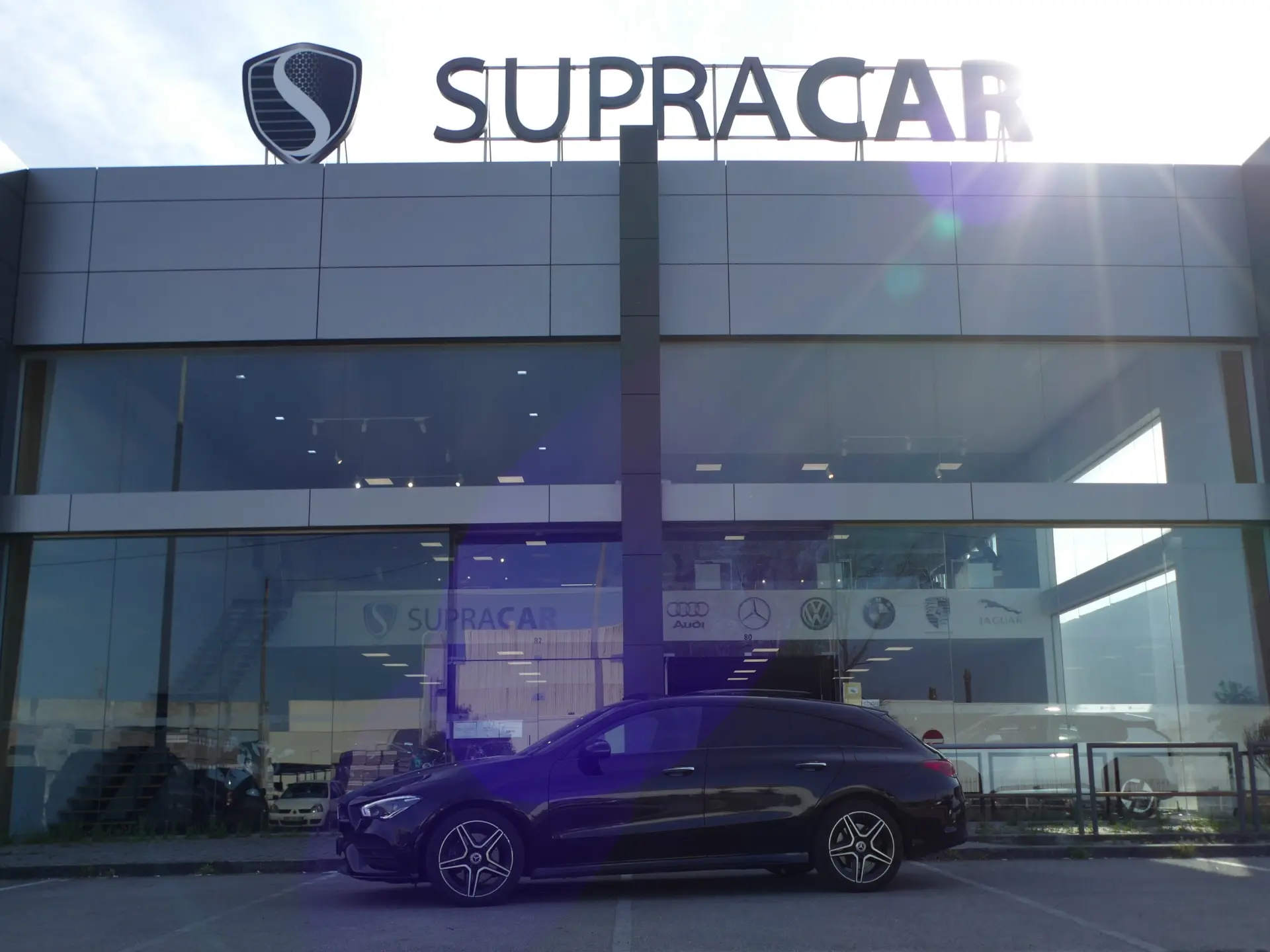 Mercedes-Benz CLA 250 e Shooting Brake AMG Line 48