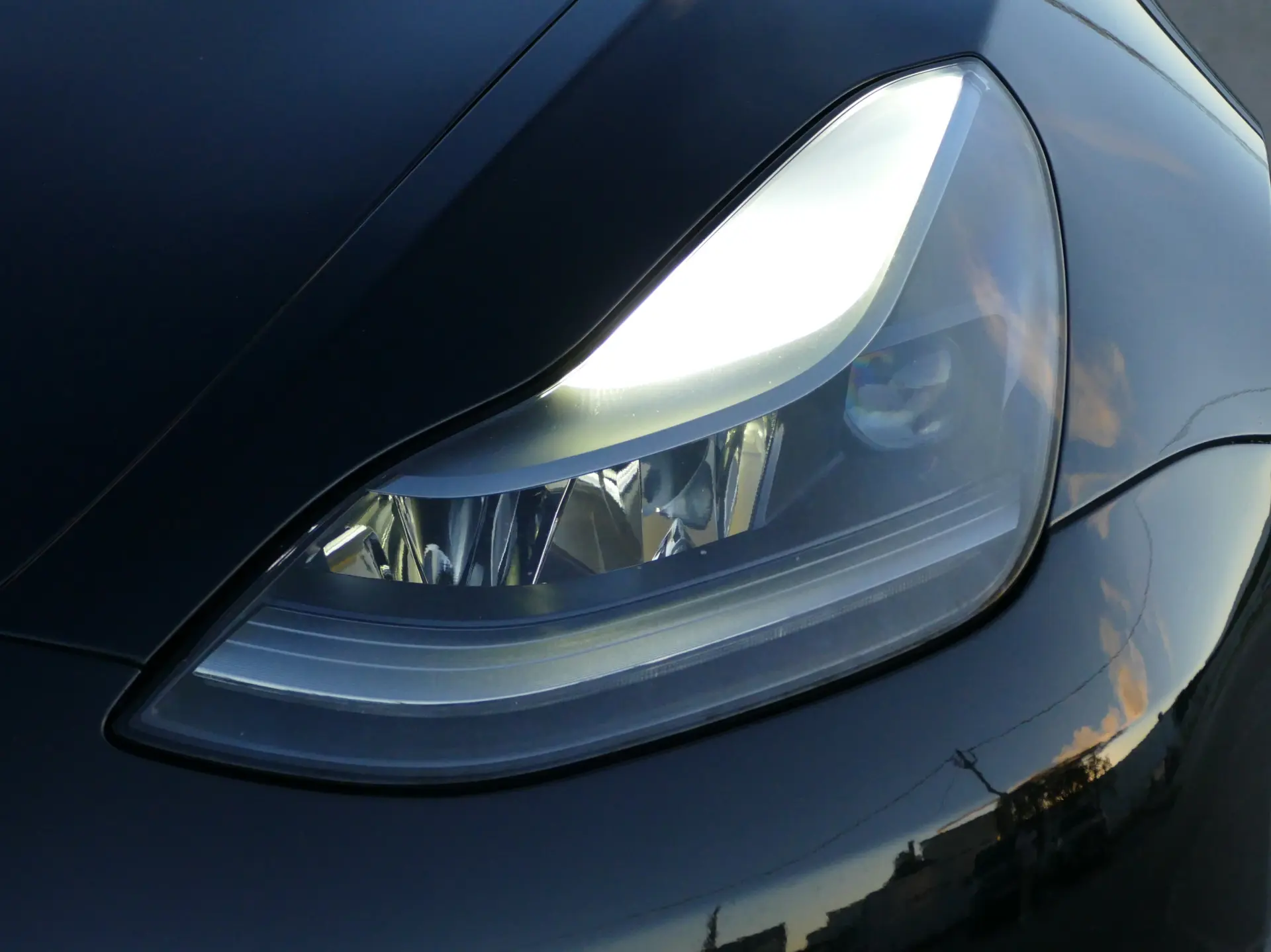 Tesla Model 3 Performance Dual Motor AWD 10