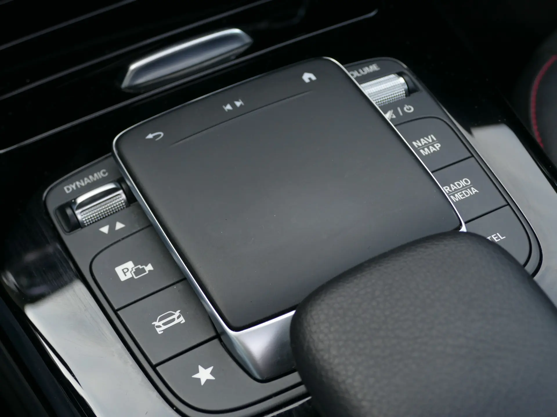 Mercedes-Benz CLA 250 e Shooting Brake AMG Line 29