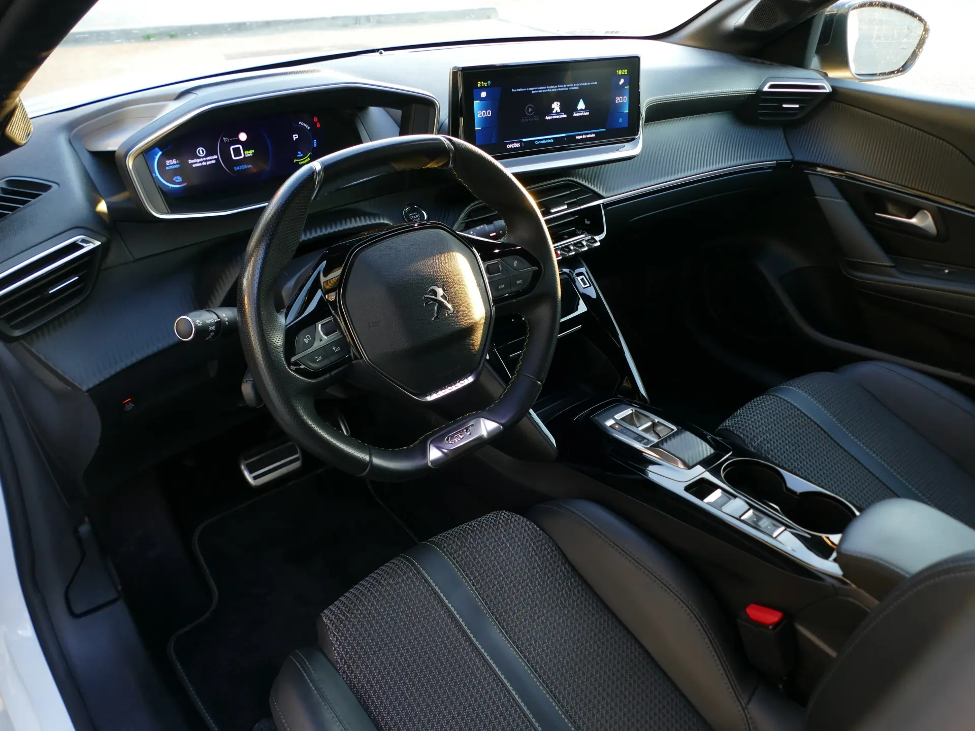 Peugeot e-208 50 kWh GT 23