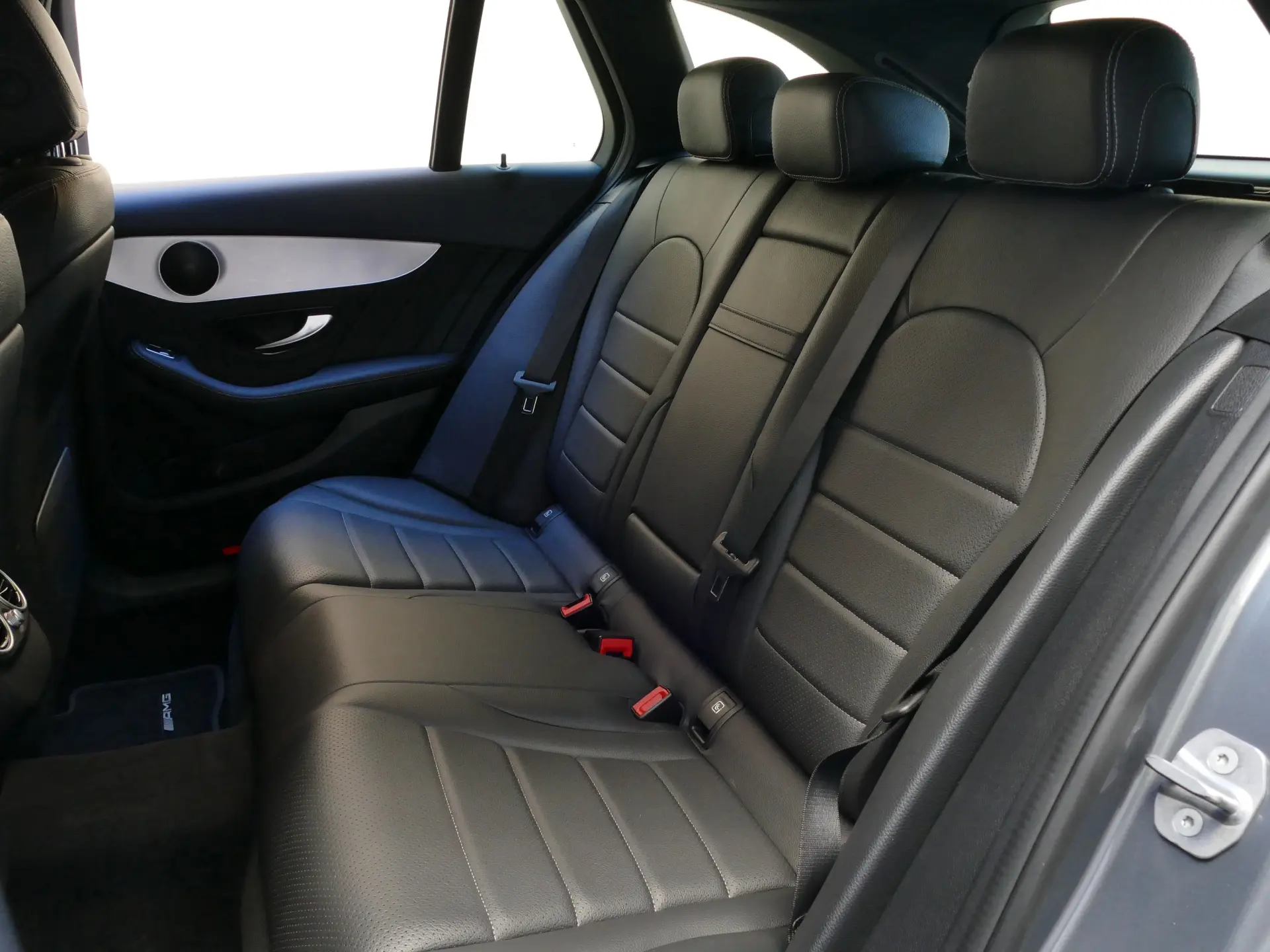 Mercedes-Benz C 300 de T 9G-TRONIC AMG Line 40