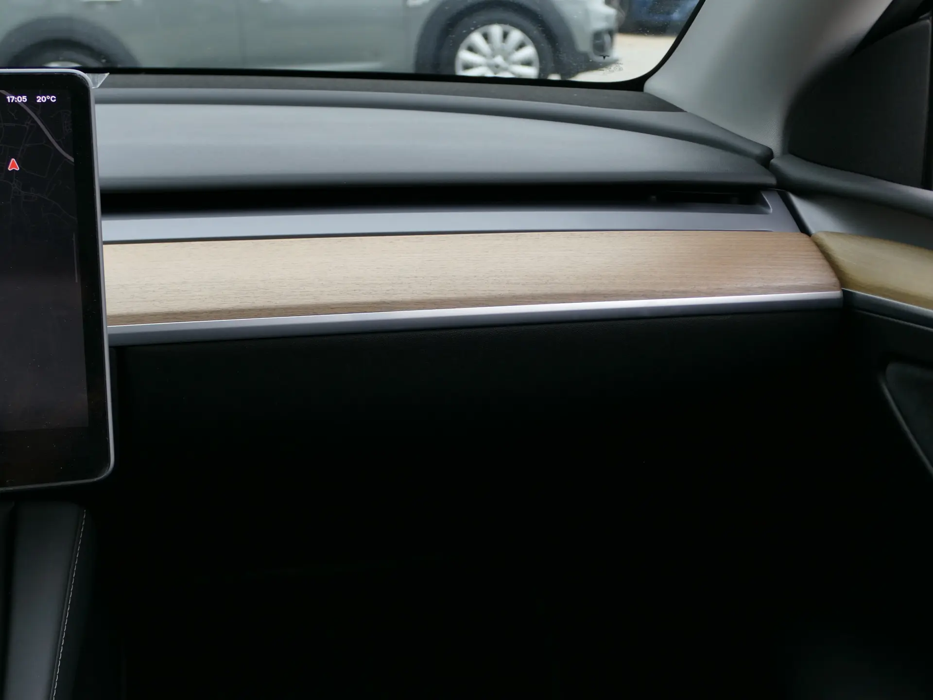 Tesla Model Y Standard 31