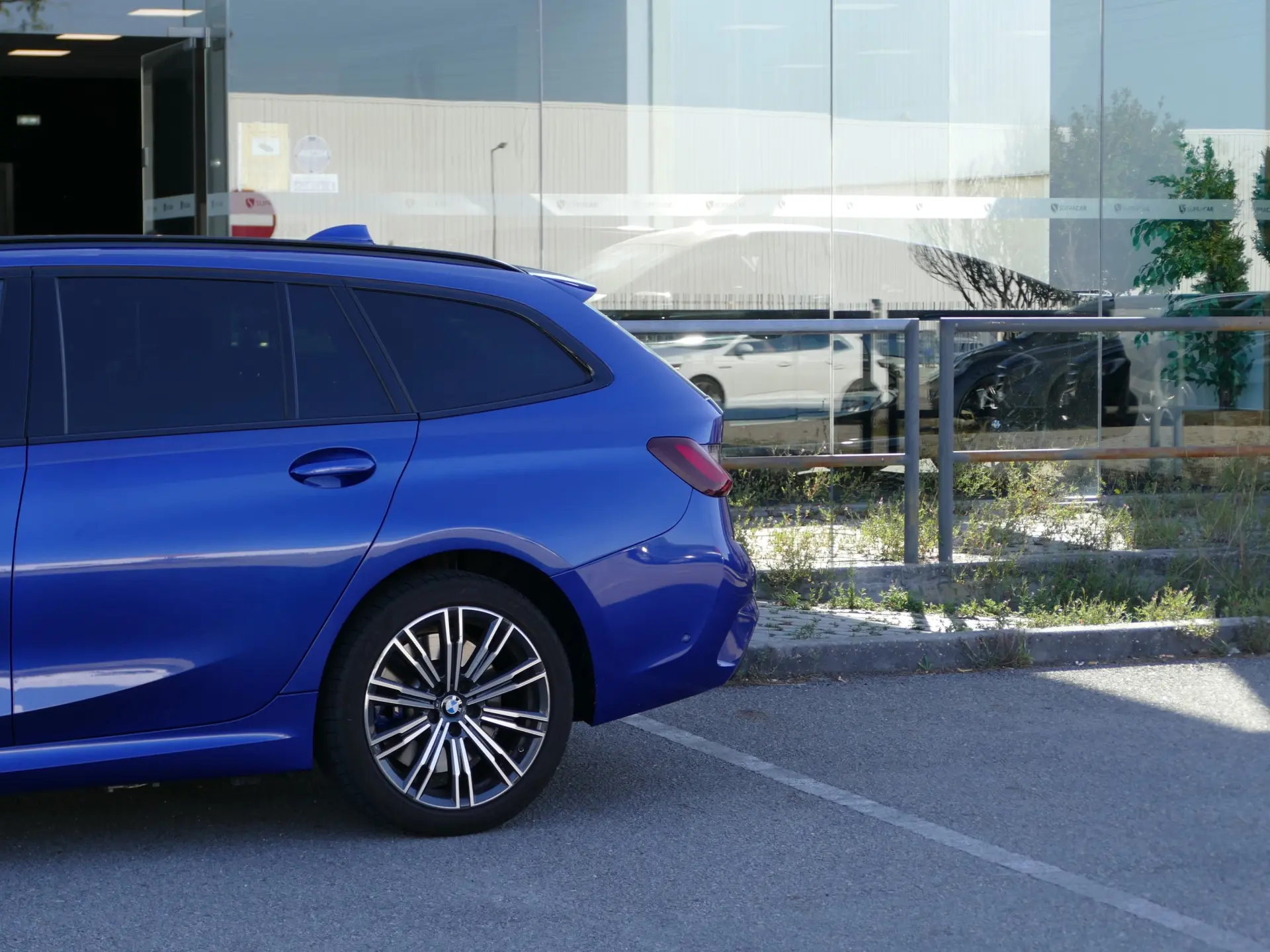 BMW 330 e Pack Desportivo M Auto 17