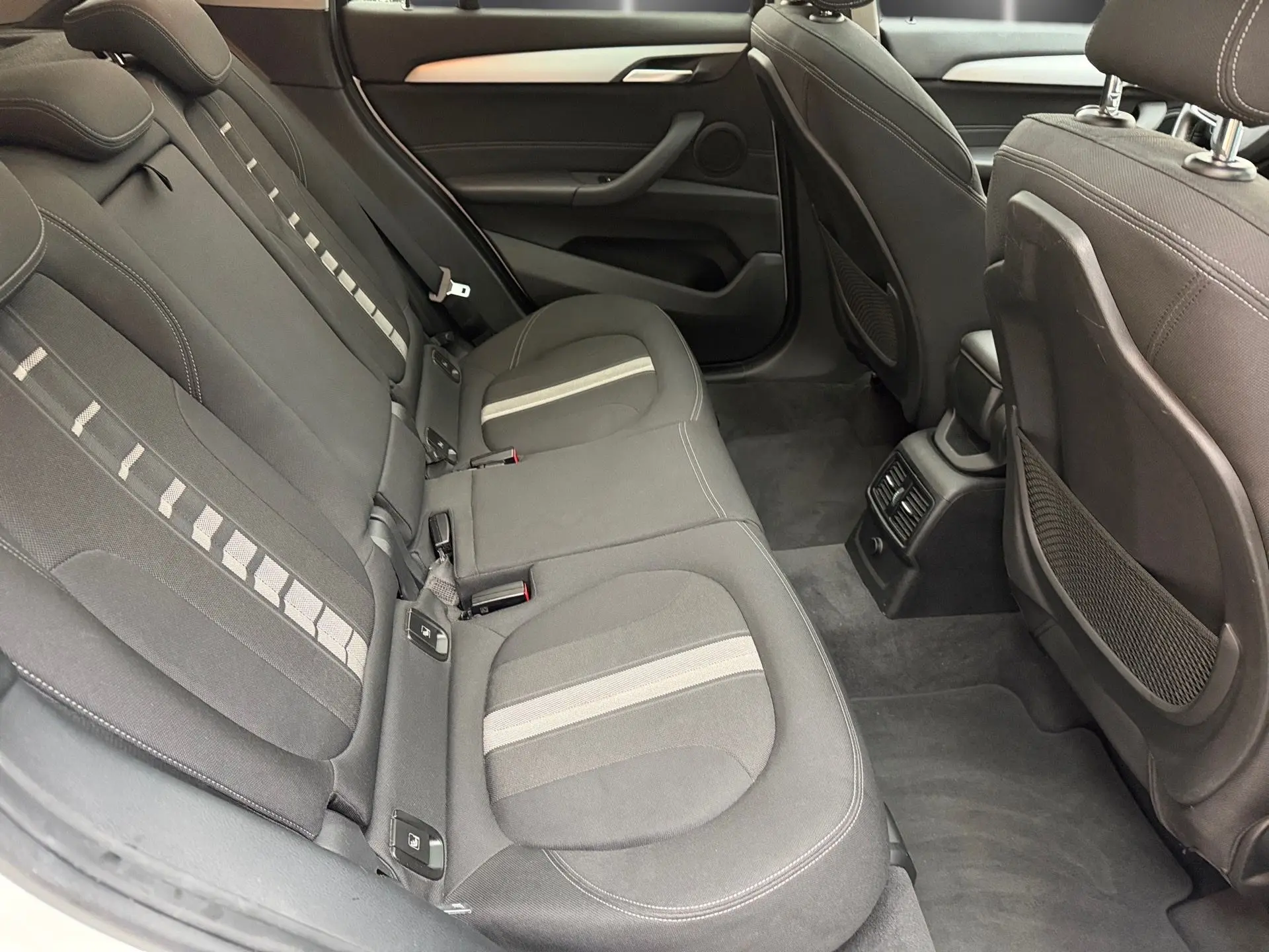 BMW X1 18 d sDrive Line Sport Auto 13