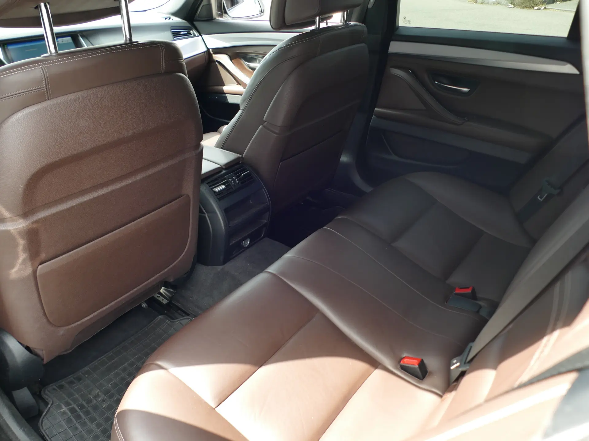 BMW 520 d Pack M Auto 36