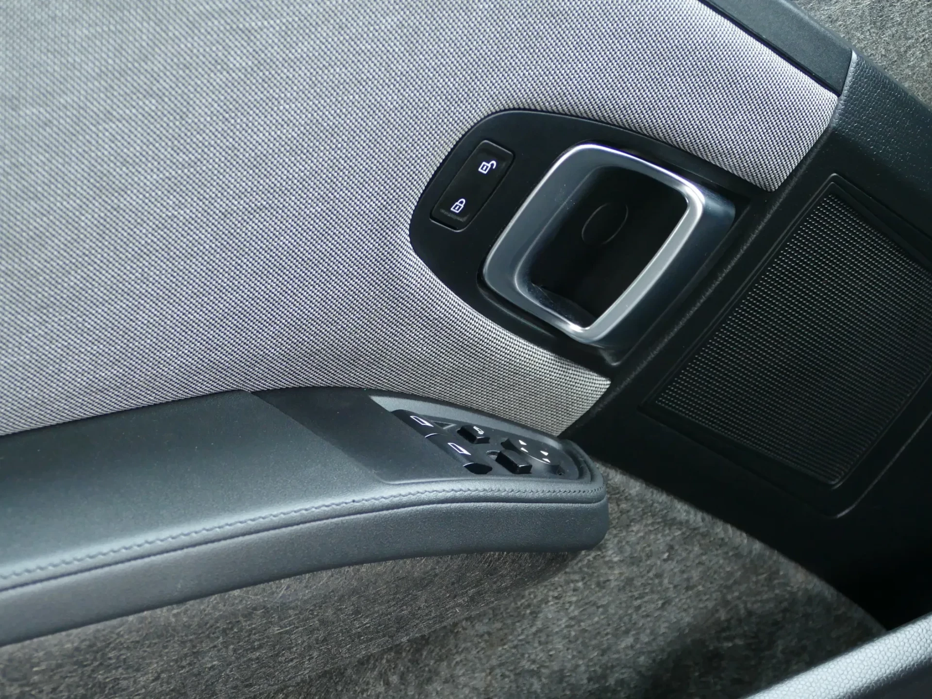 BMW i3 120Ah 27