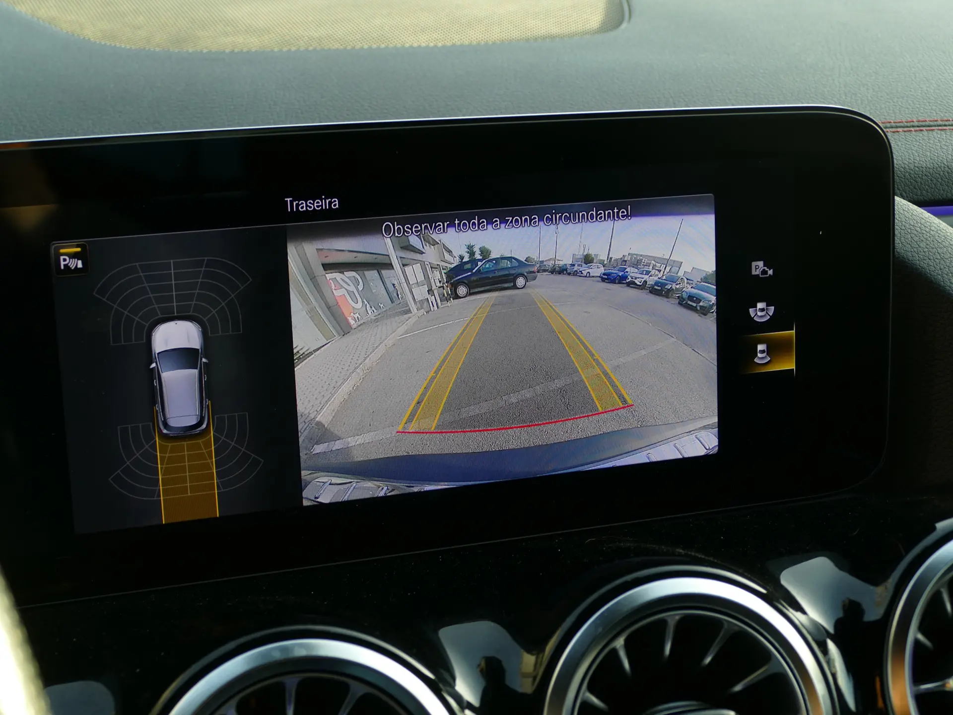 Mercedes-Benz EQA 250 AMG Line 21