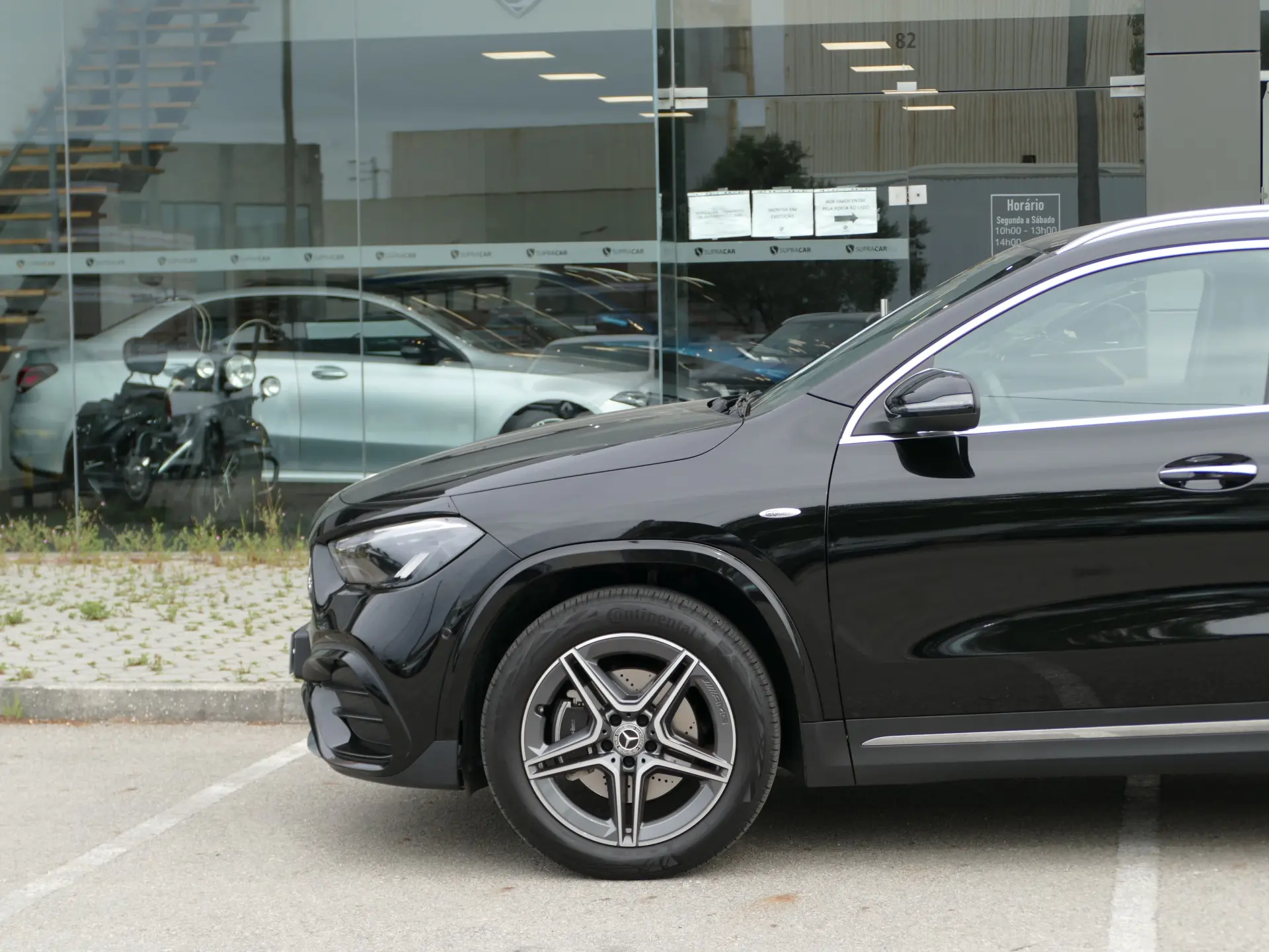 Mercedes-Benz GLA 250 e AMG Line 16