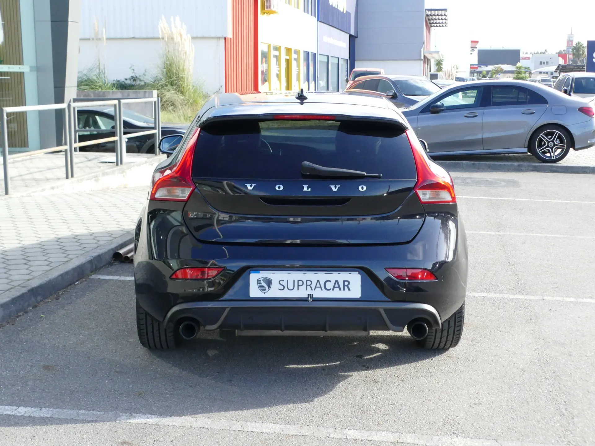 Volvo V40 1.6 D2 R-Design 5
