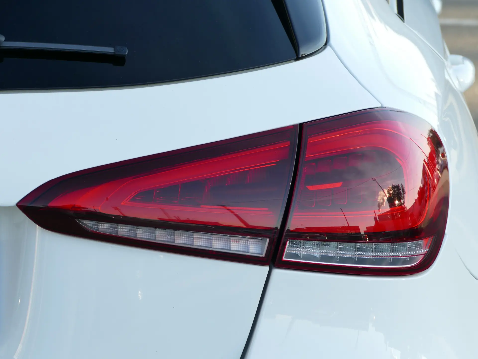 Mercedes-Benz A 180 d AMG Line Aut. 13