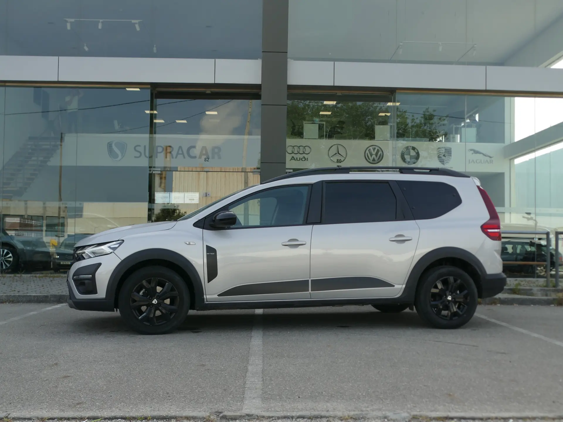 Dacia Jogger 1.0 ECO-G Expression 7L Bi-Fuel 37